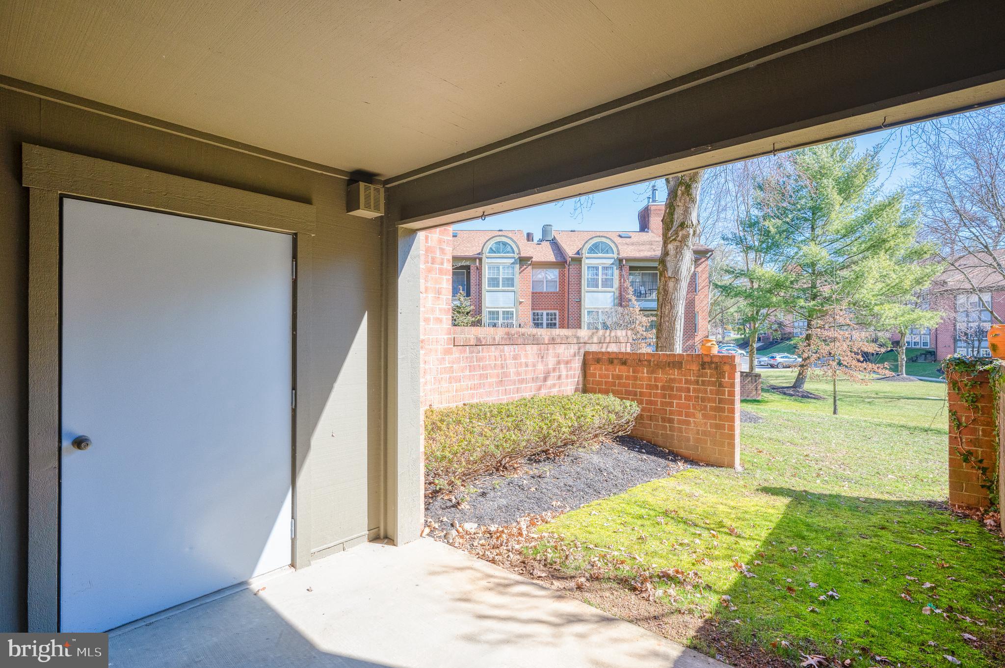 THE FALLS - Residential