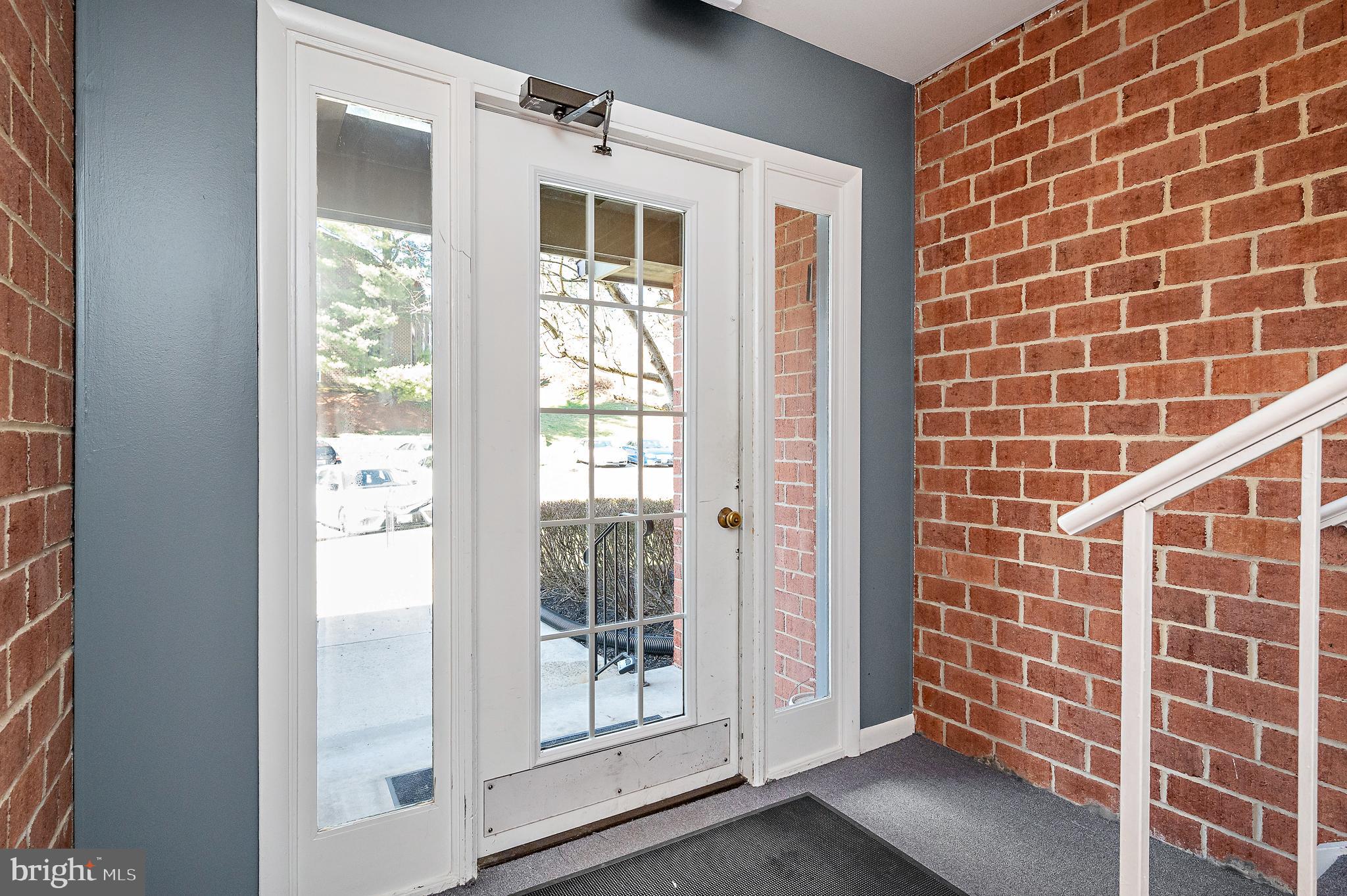 THE FALLS - Residential