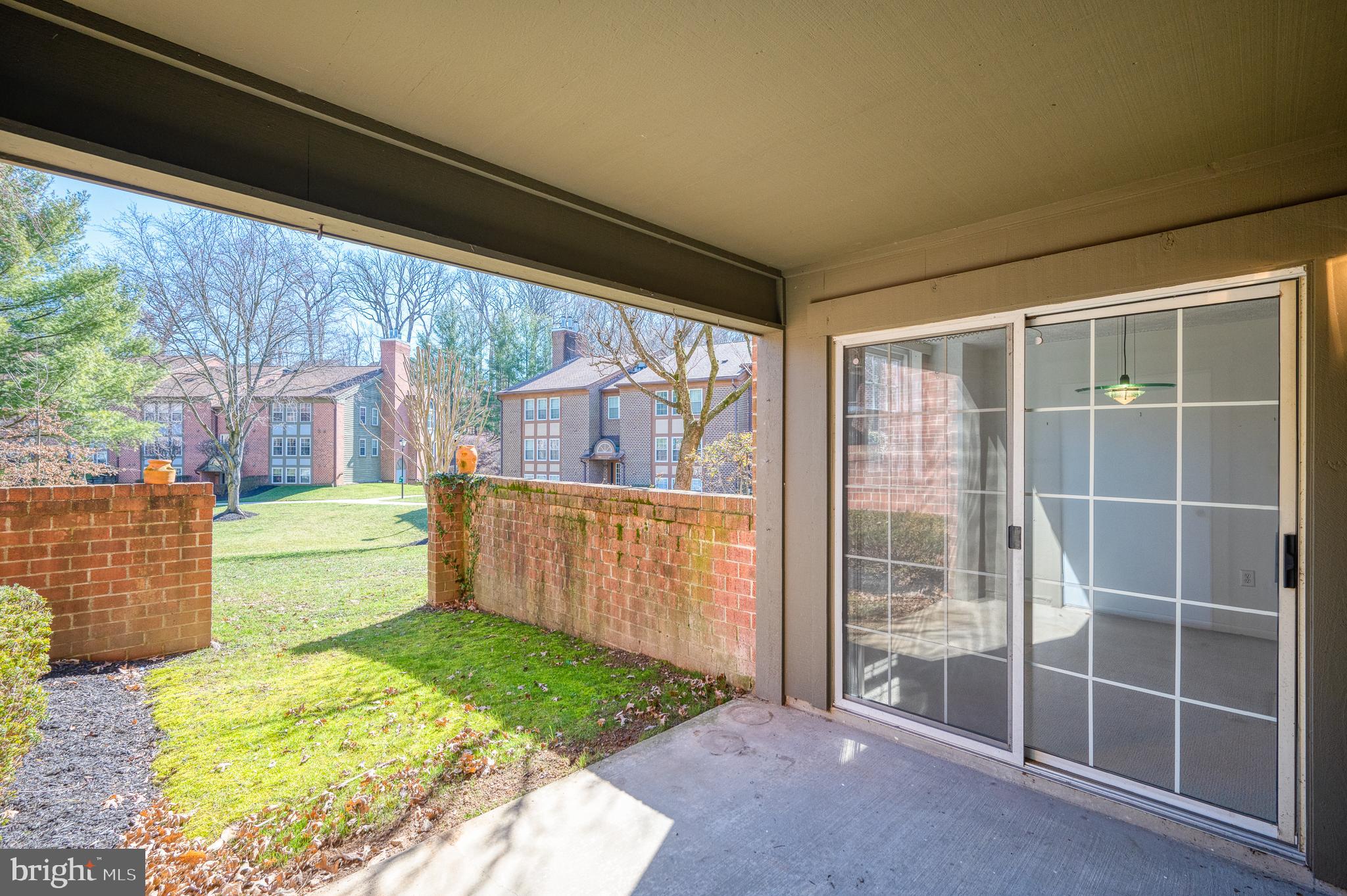 THE FALLS - Residential