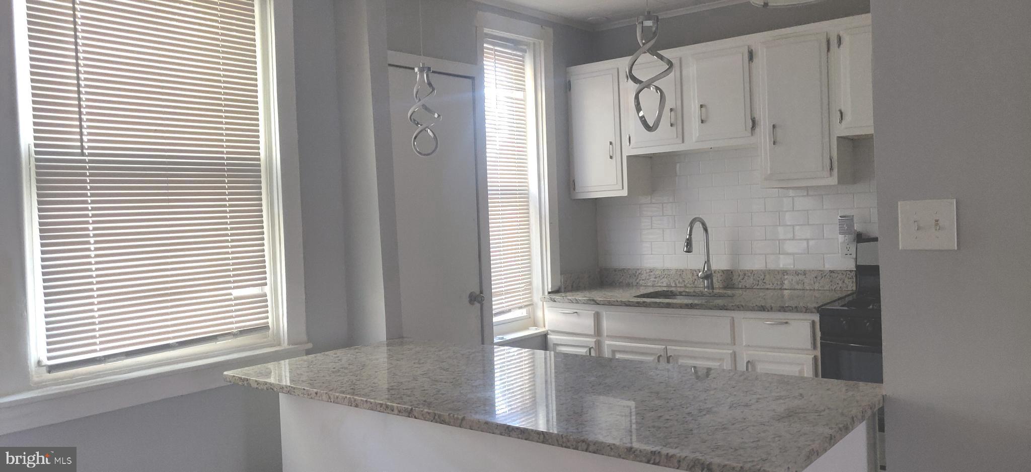 ELMWOOD PARK - Residential