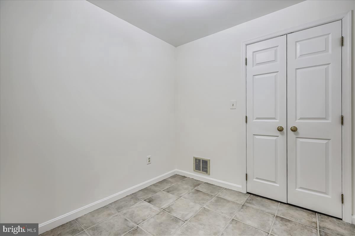 OLNEY OUTSIDE - Residential