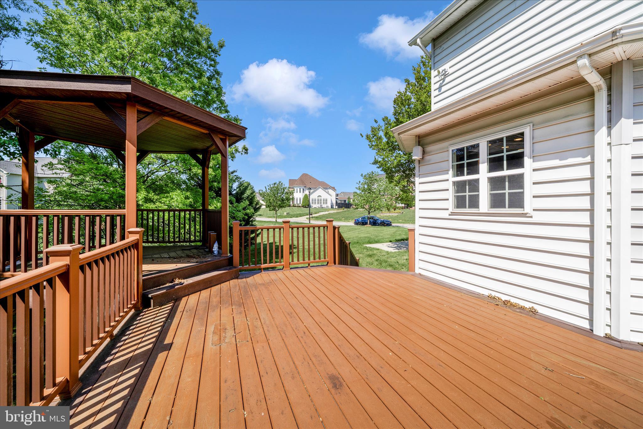 WOODMORE NORTH - Residential