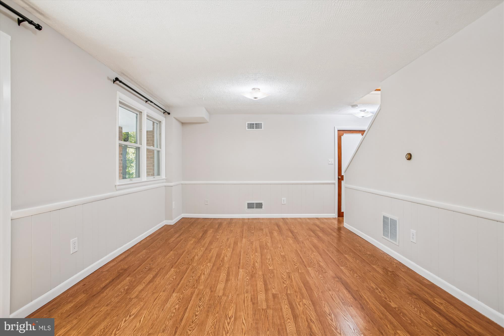 ARLINGTON FOREST - Residential