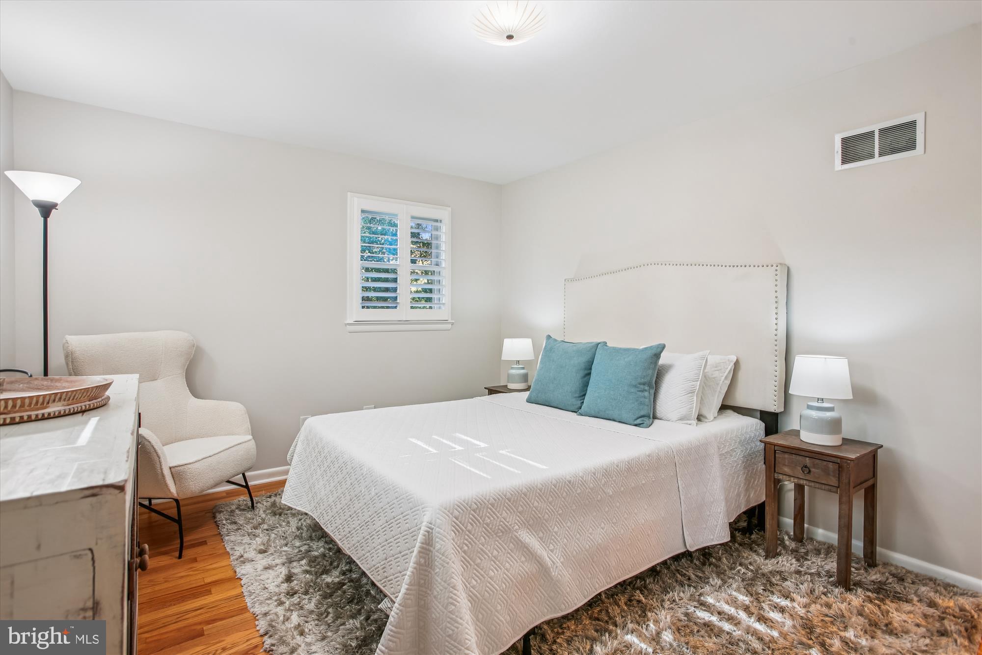 ARLINGTON FOREST - Residential