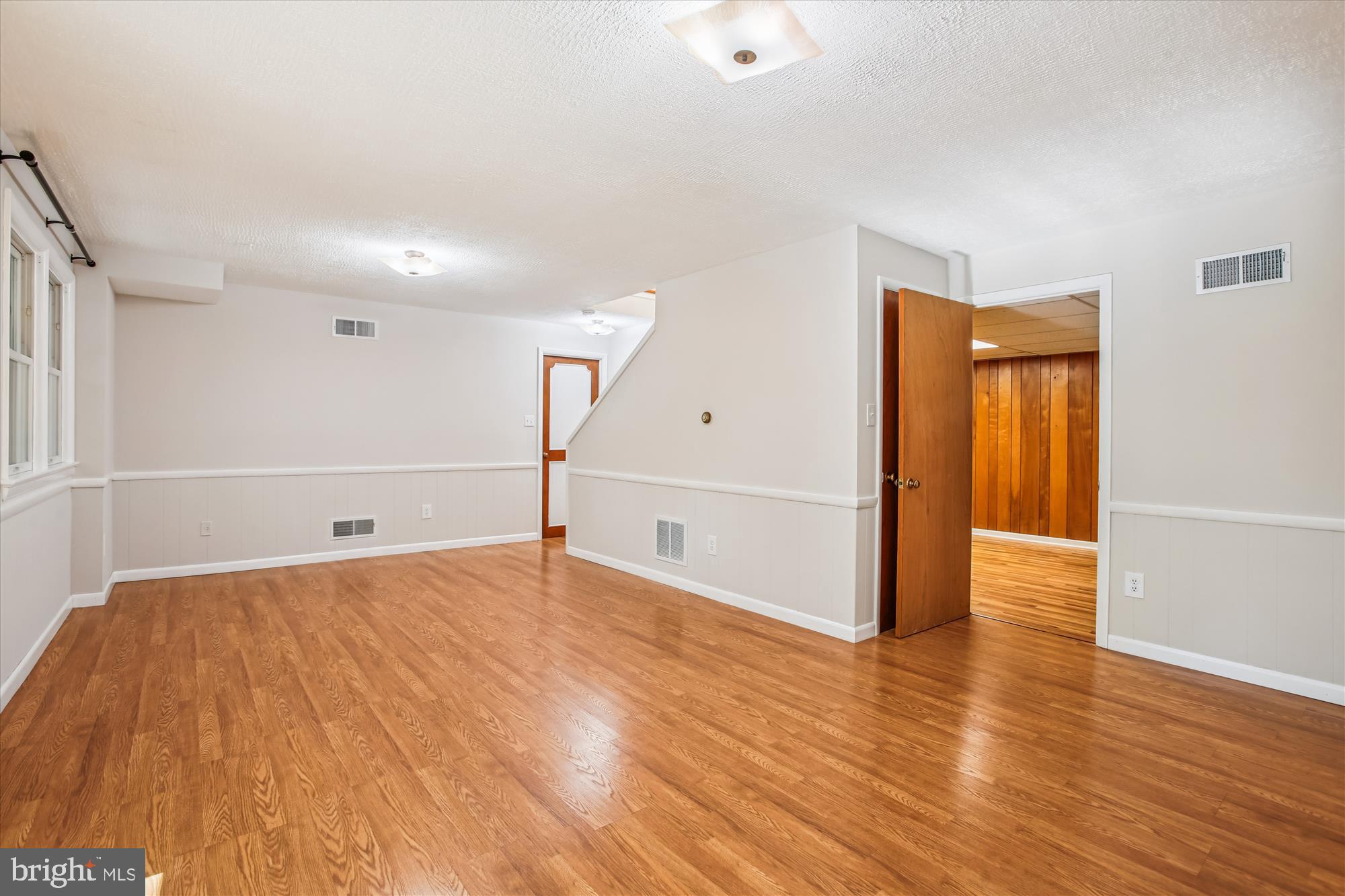 ARLINGTON FOREST - Residential