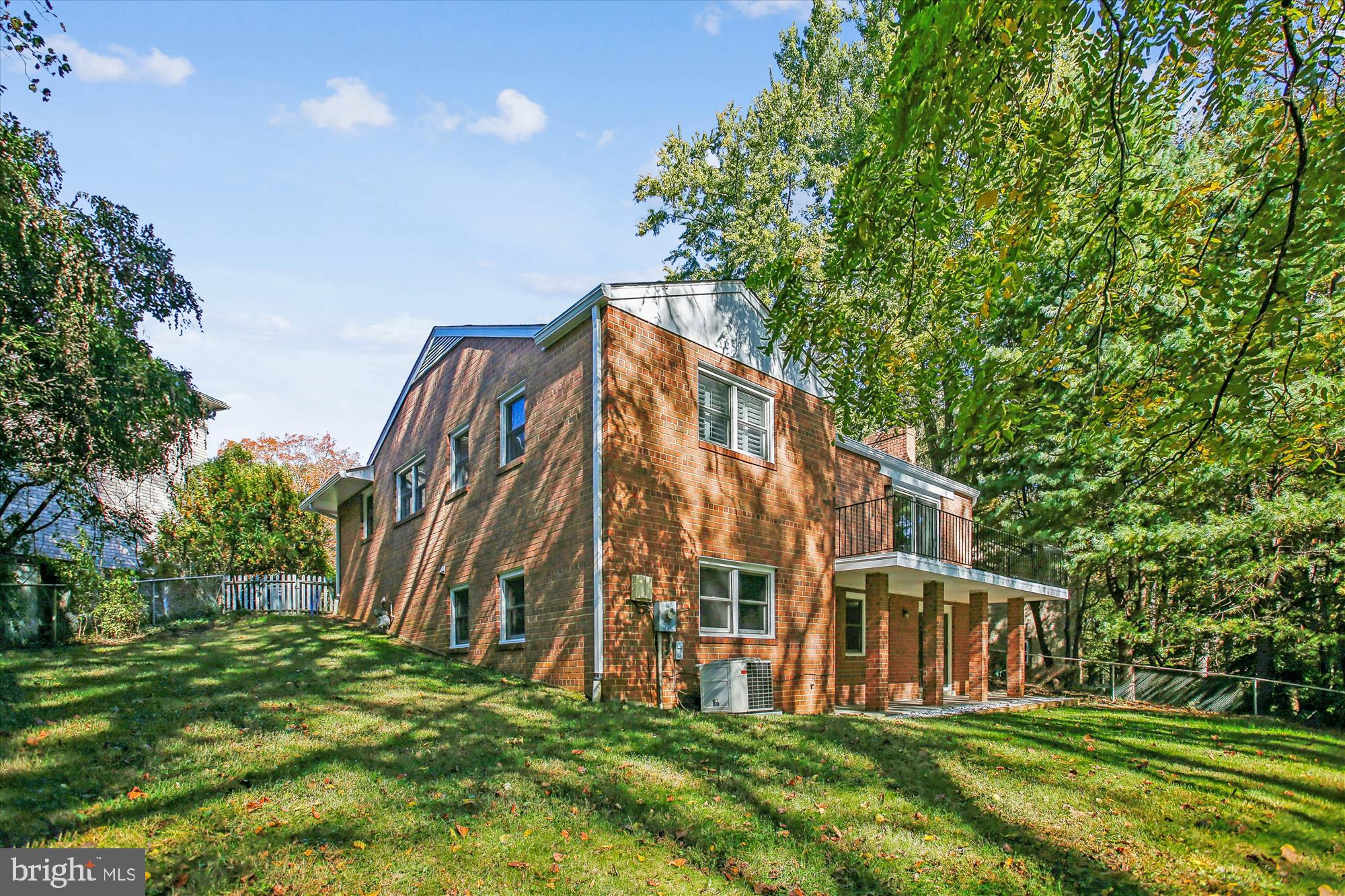 ARLINGTON FOREST - Residential