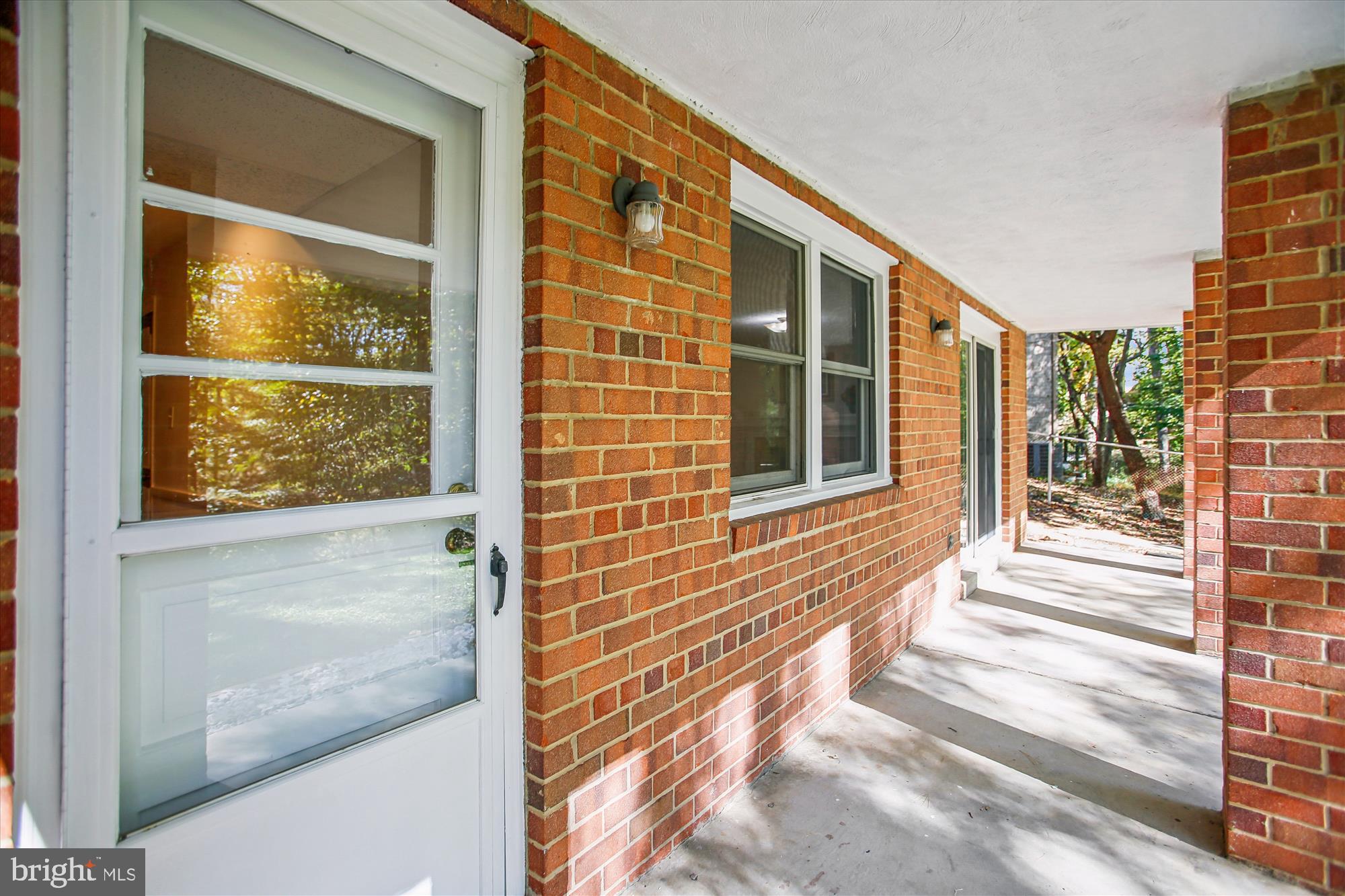 ARLINGTON FOREST - Residential