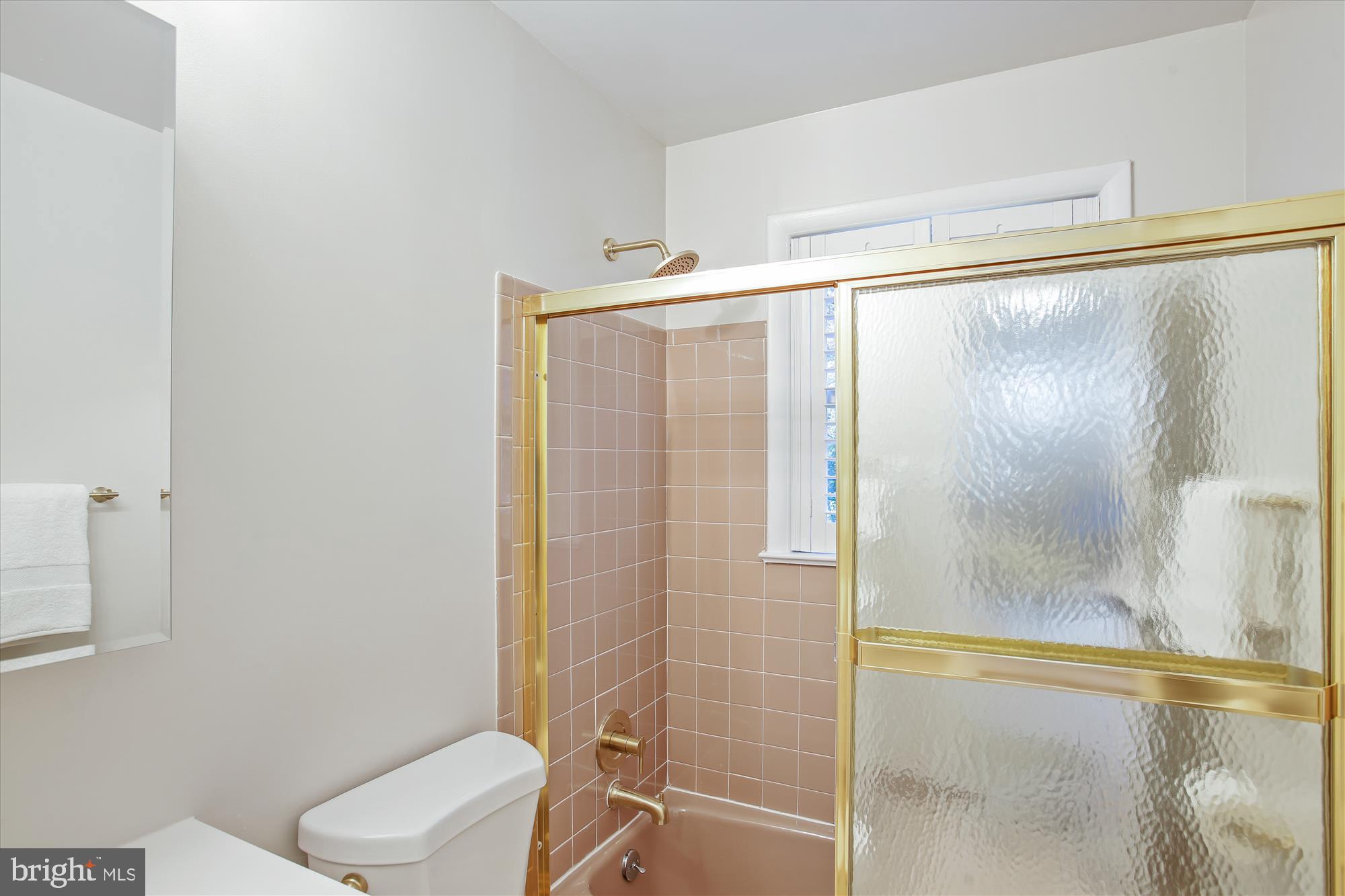 ARLINGTON FOREST - Residential