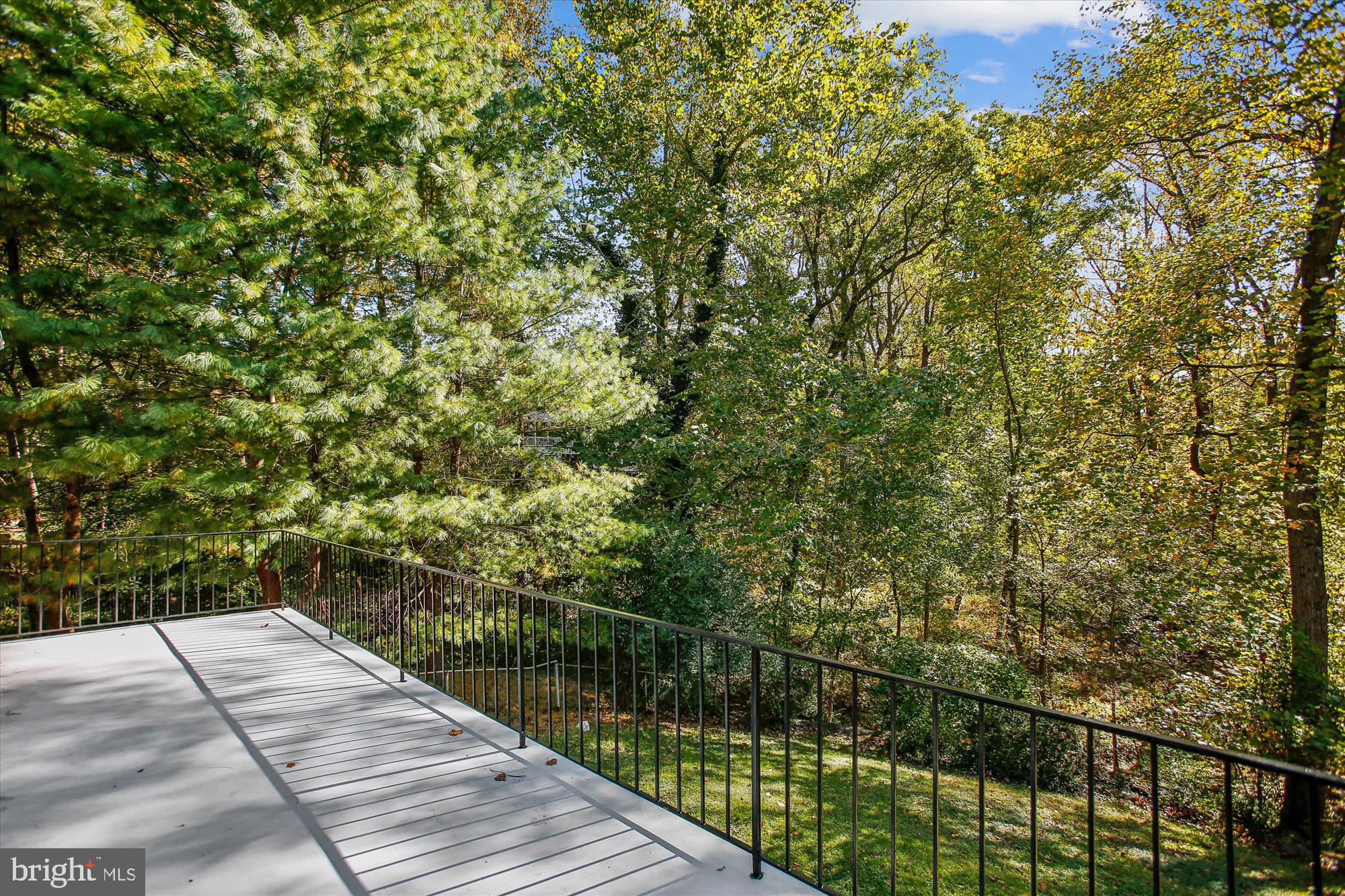 ARLINGTON FOREST - Residential