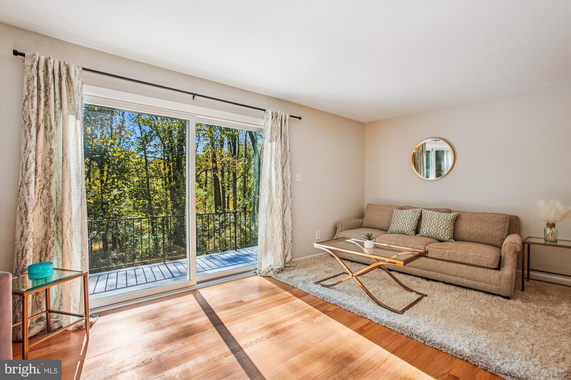 ARLINGTON FOREST - Residential