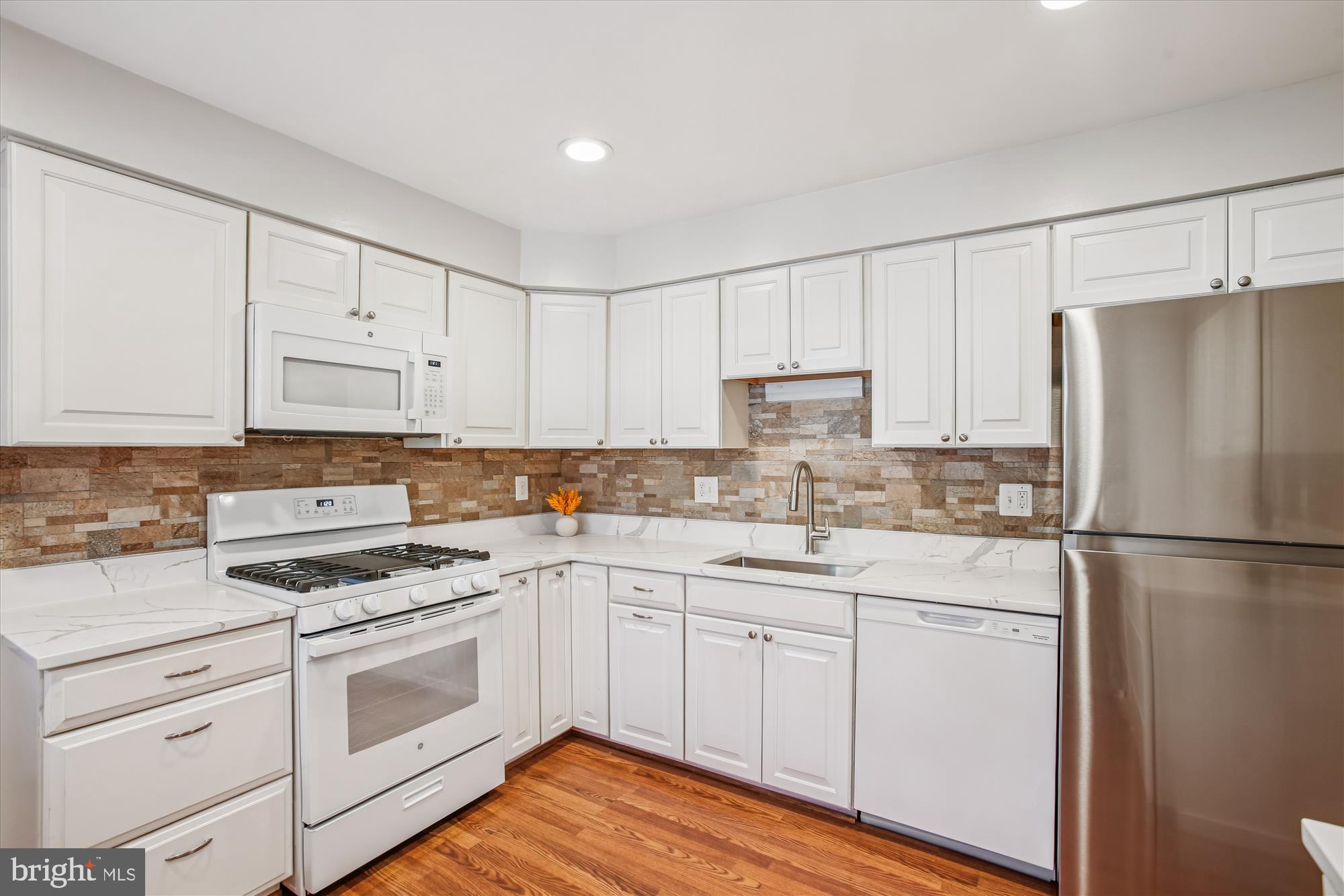 ARLINGTON FOREST - Residential