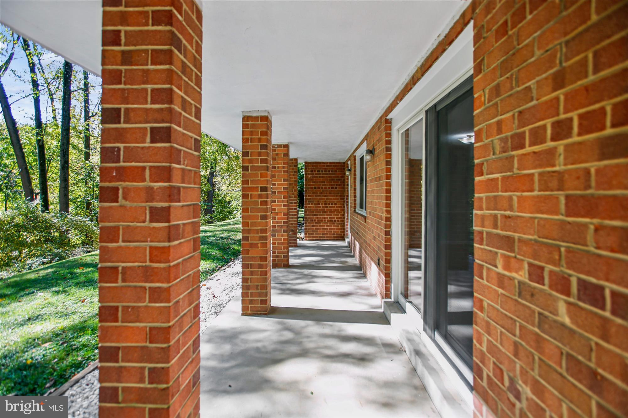 ARLINGTON FOREST - Residential