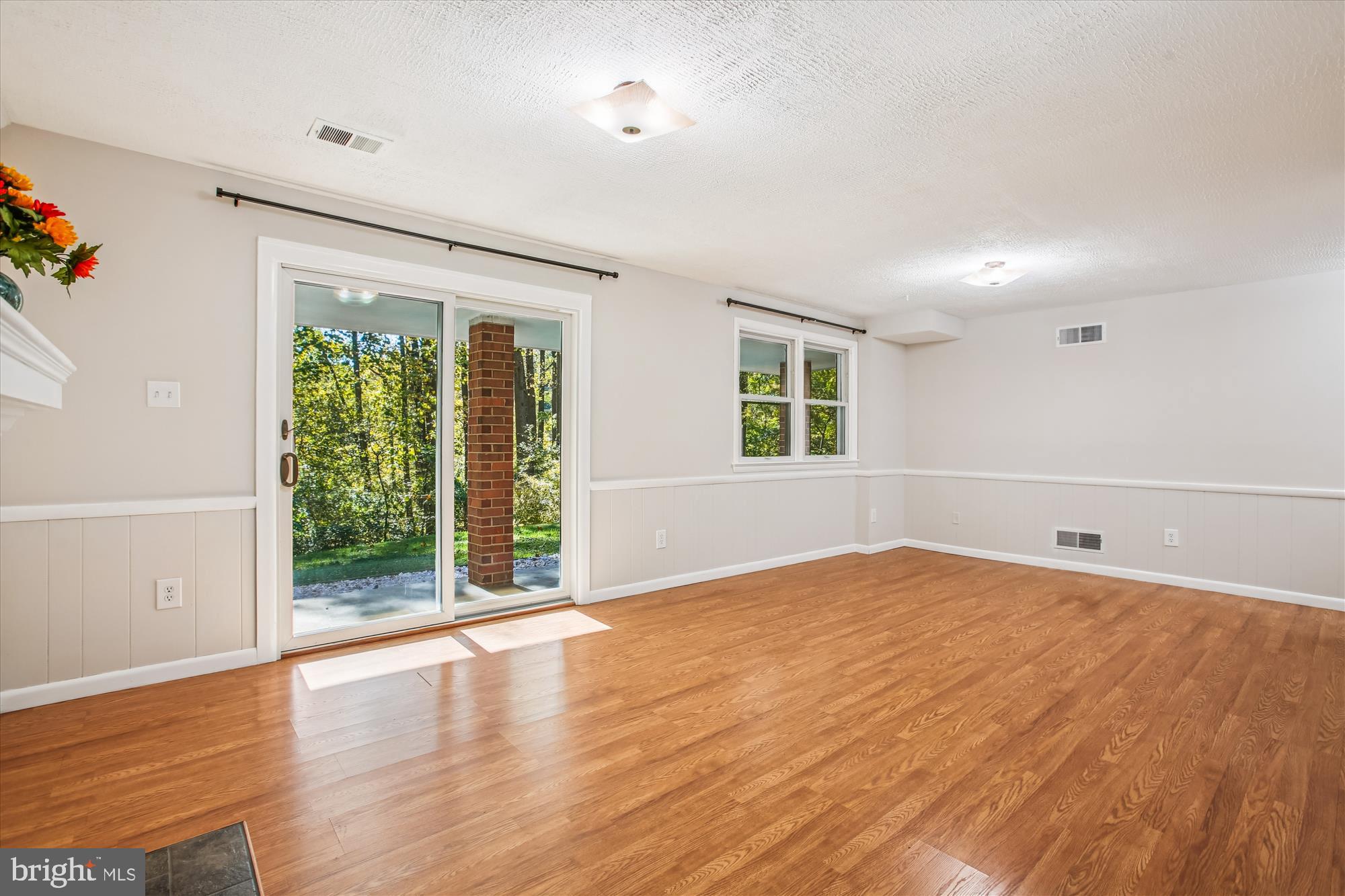 ARLINGTON FOREST - Residential