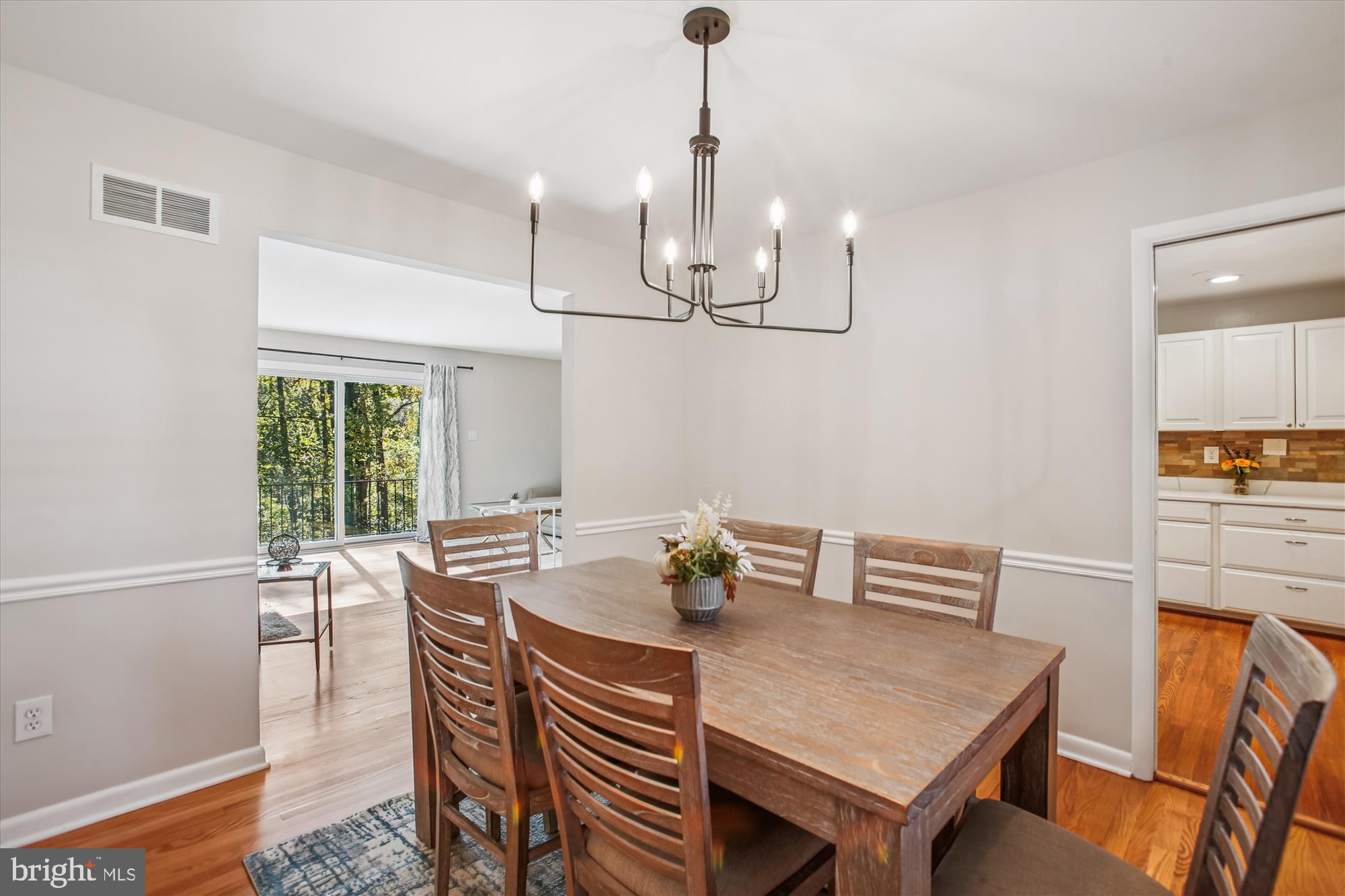 ARLINGTON FOREST - Residential