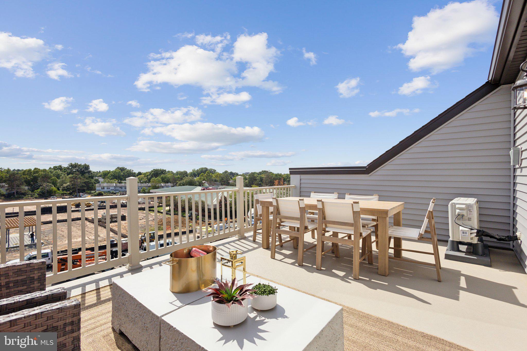 QUARTZ DISTRICT - Residential