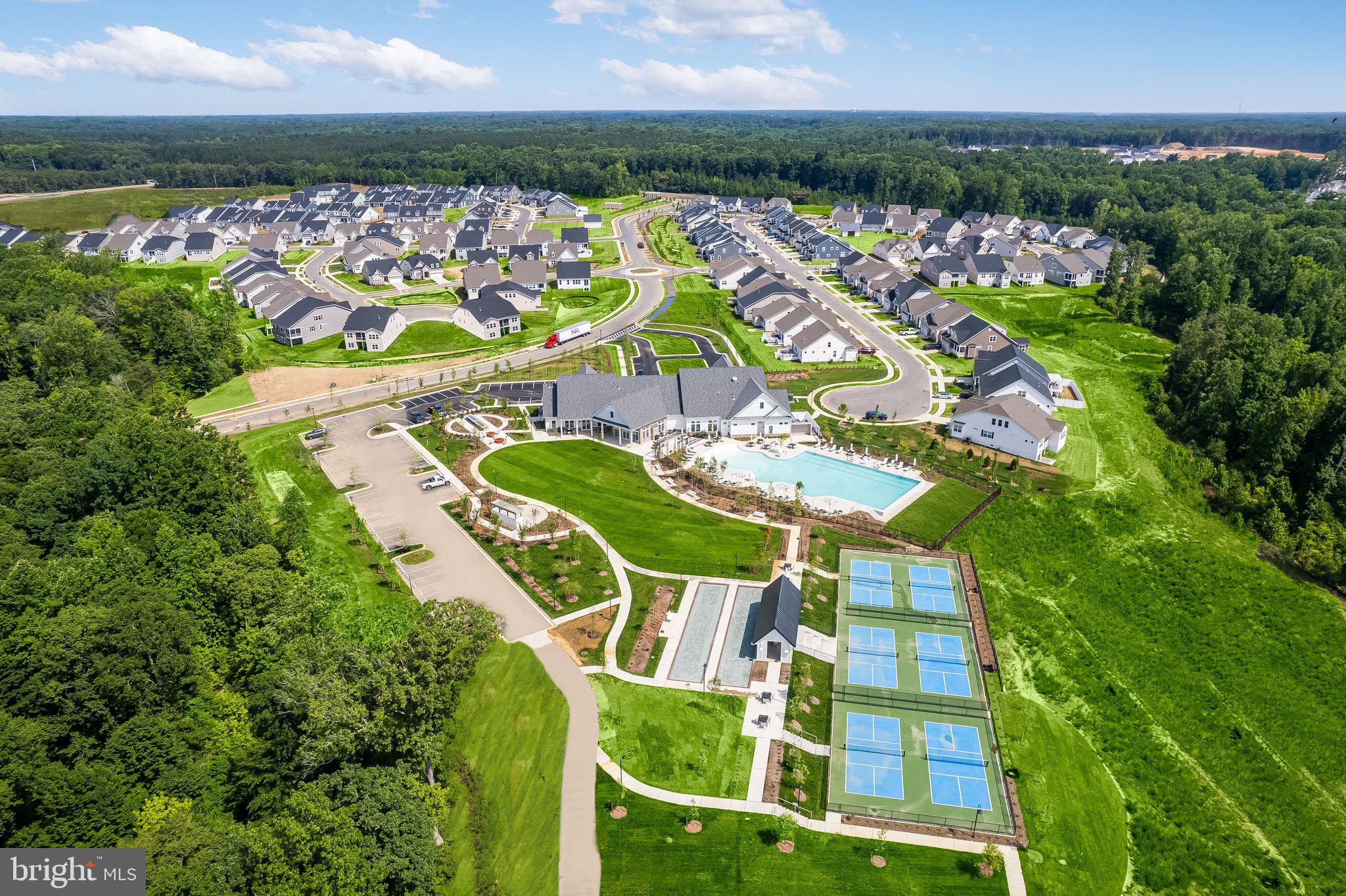 CHARLES - Residential