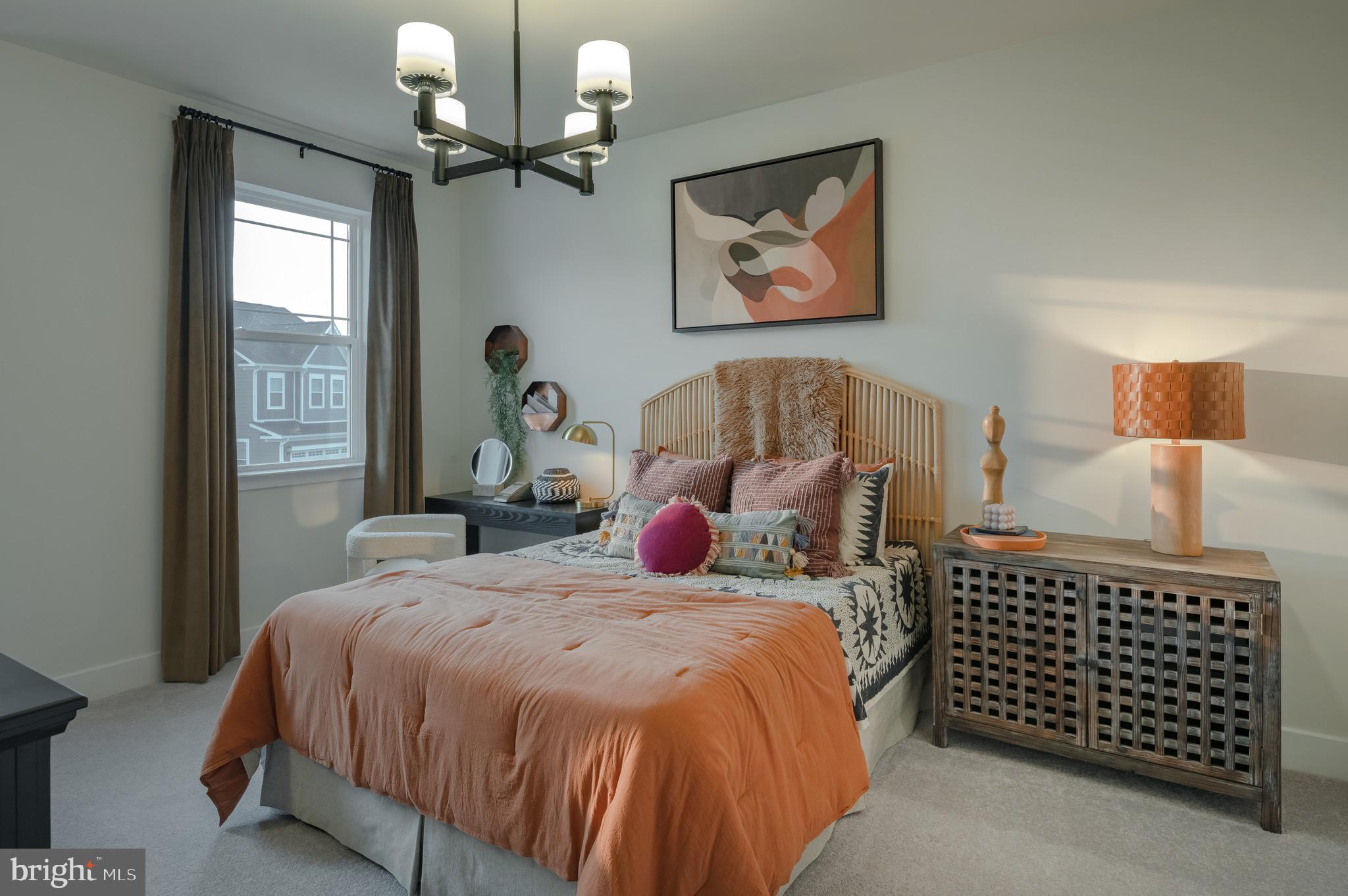 CHARLES - Residential