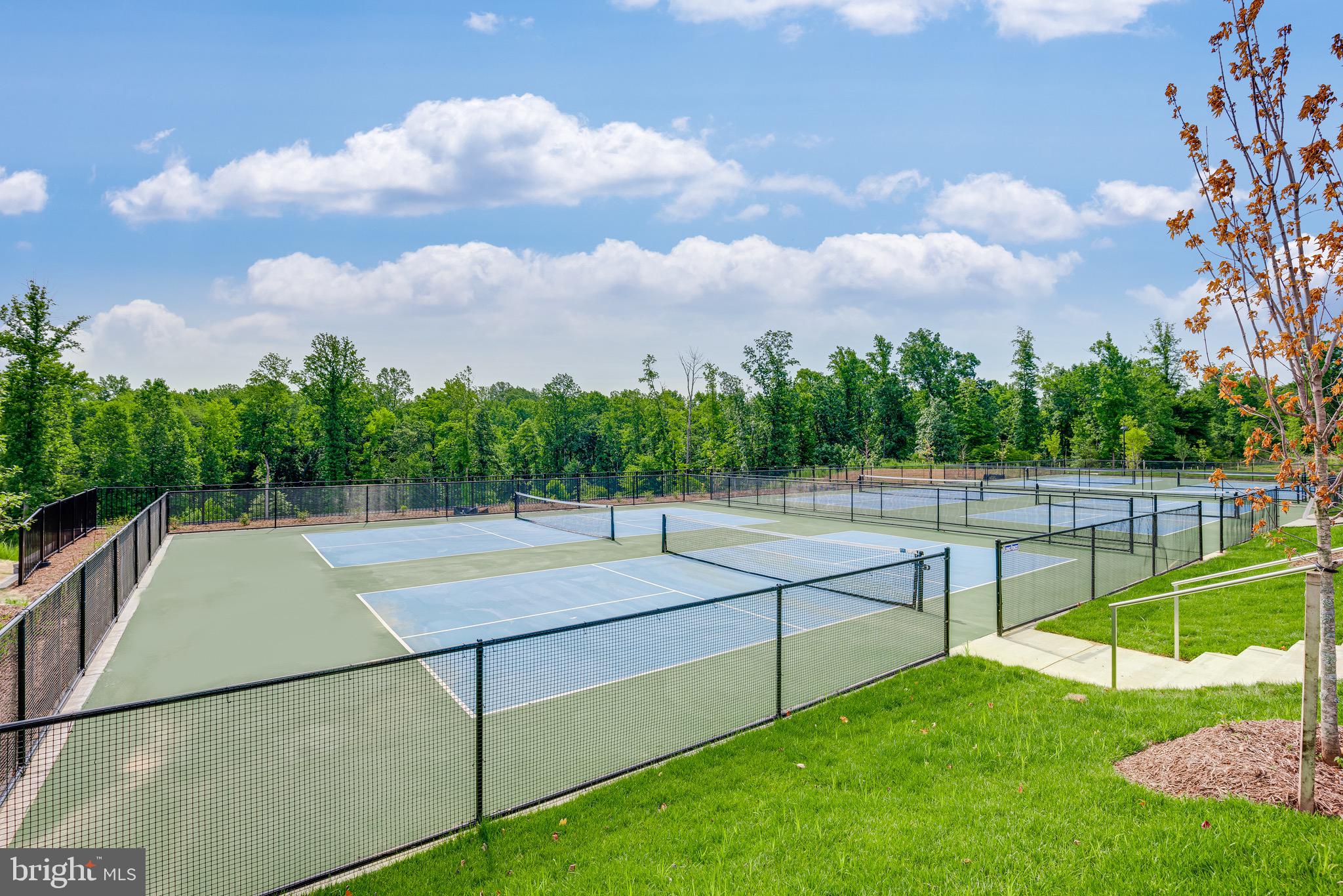 CHARLES - Residential