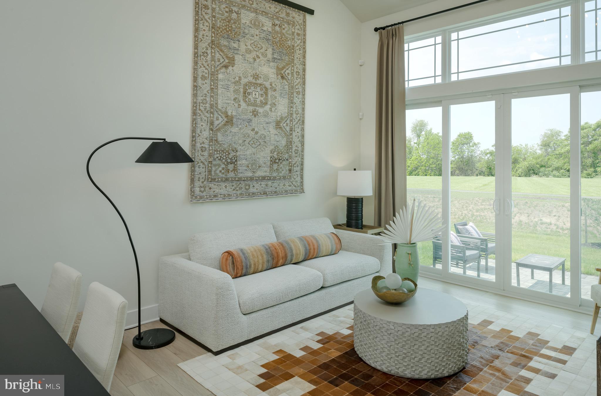 CHARLES - Residential