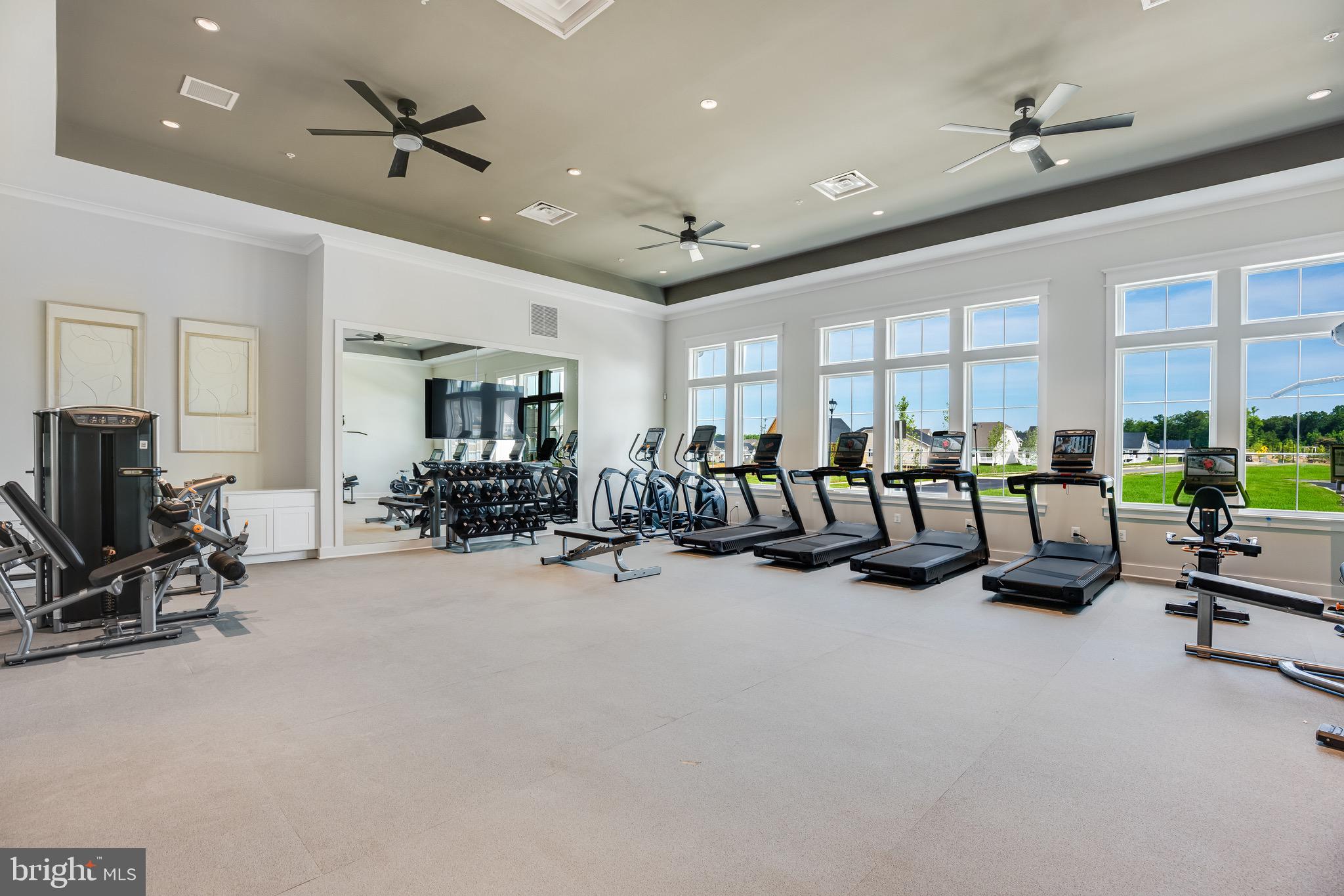 CHARLES - Residential