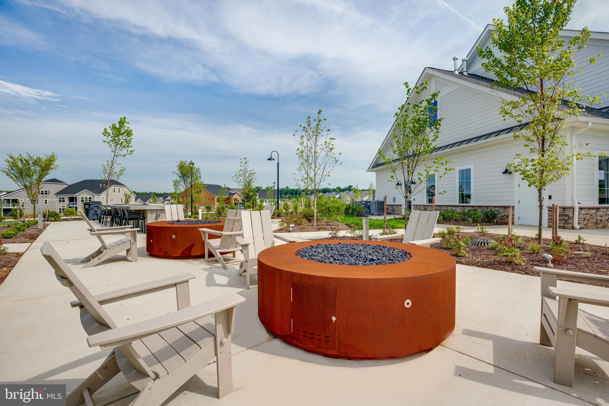 CHARLES - Residential