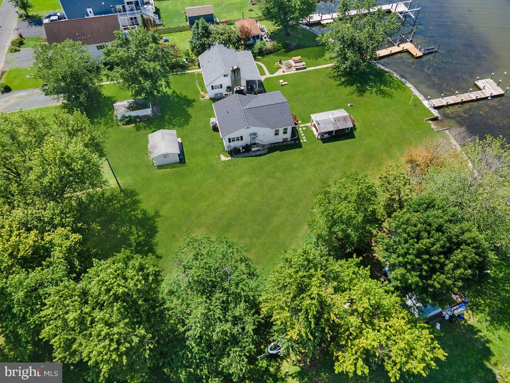 BOWLEYS QUARTERS - Land
