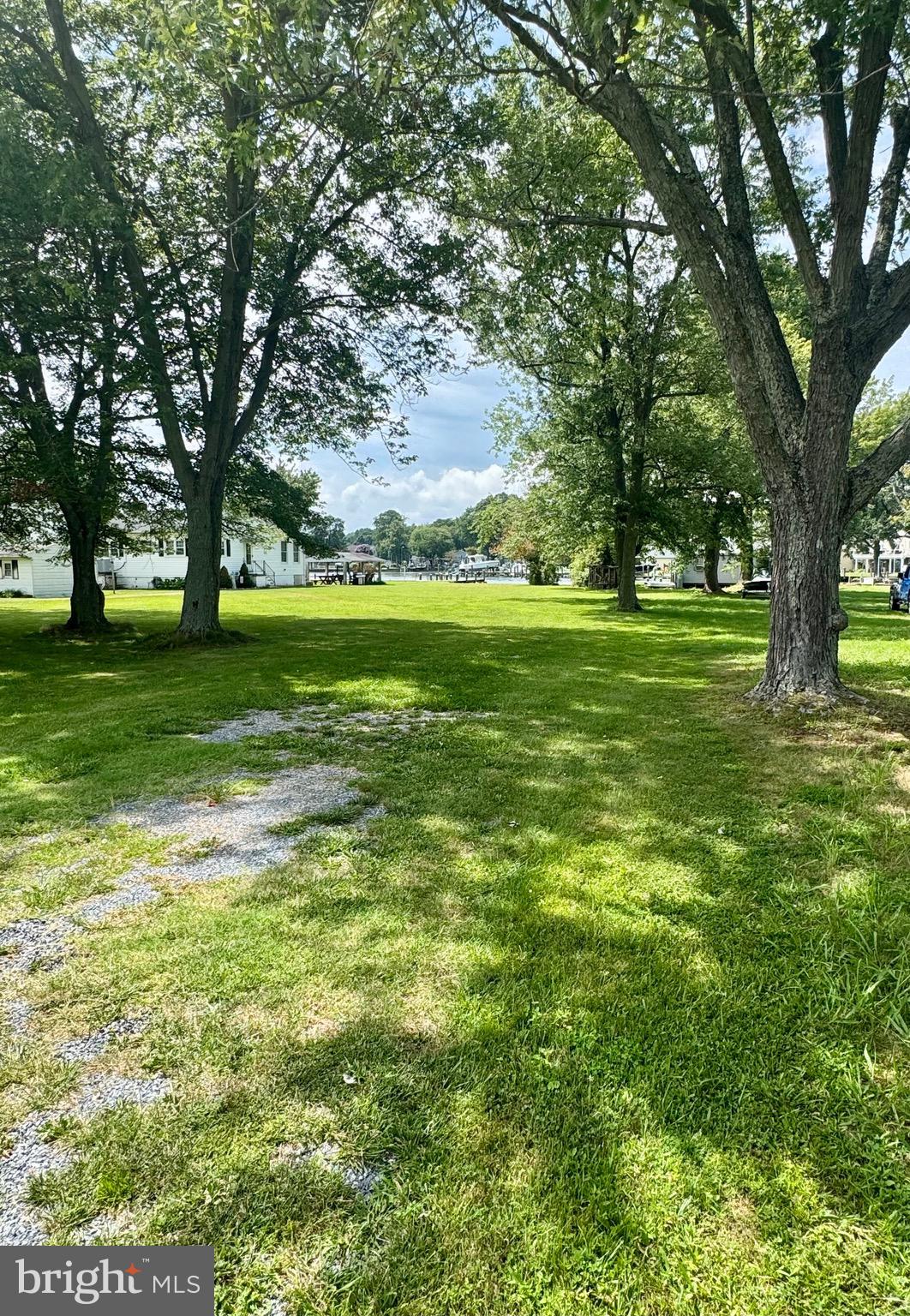 BOWLEYS QUARTERS - Land