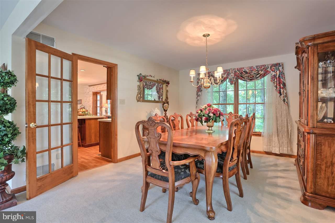 SUNNY HILL FARMS - Residential