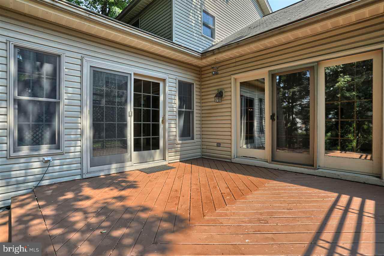 SUNNY HILL FARMS - Residential