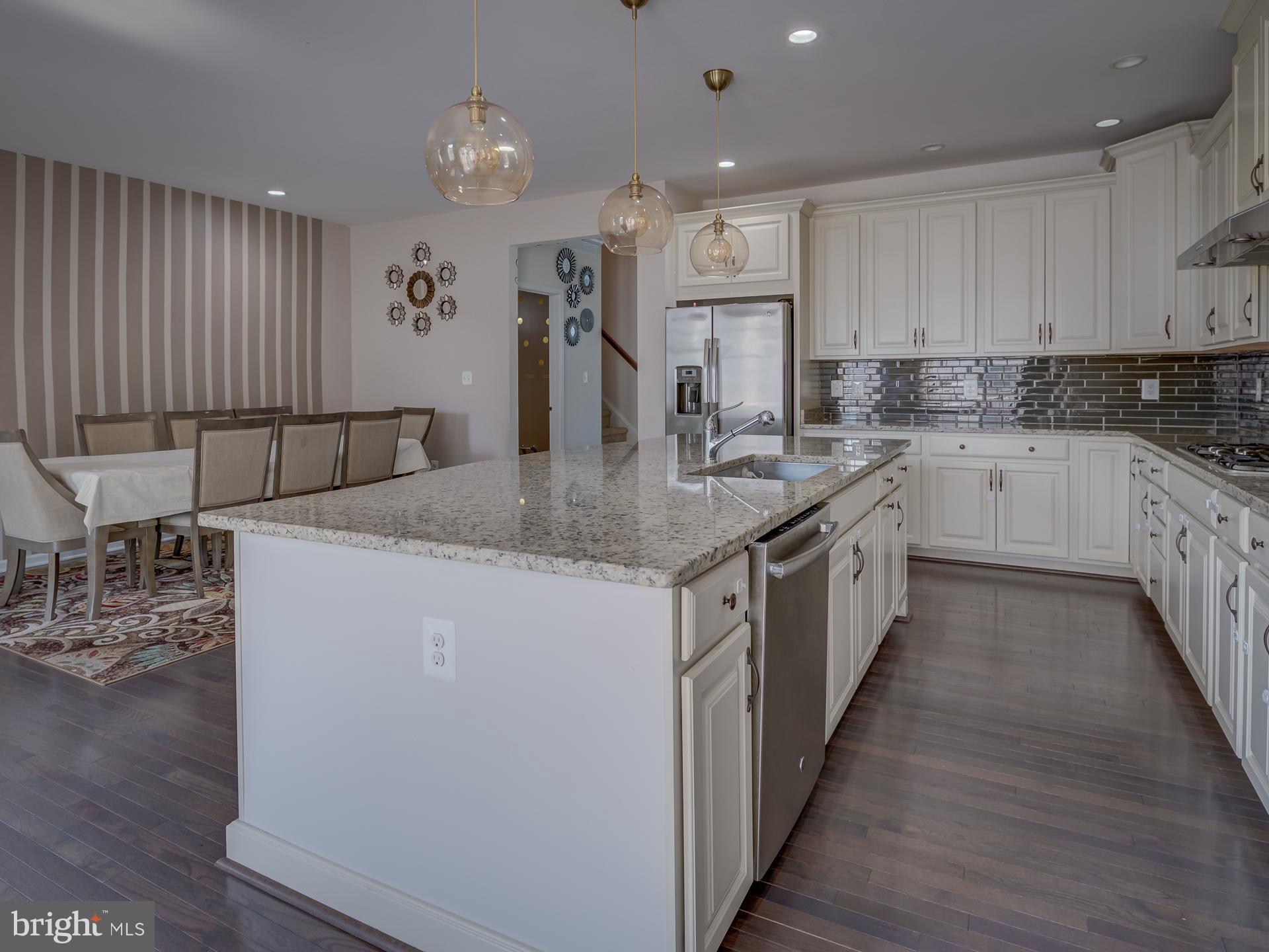 LOUDOUN VALLEY ESTATES 2 - Residential Lease