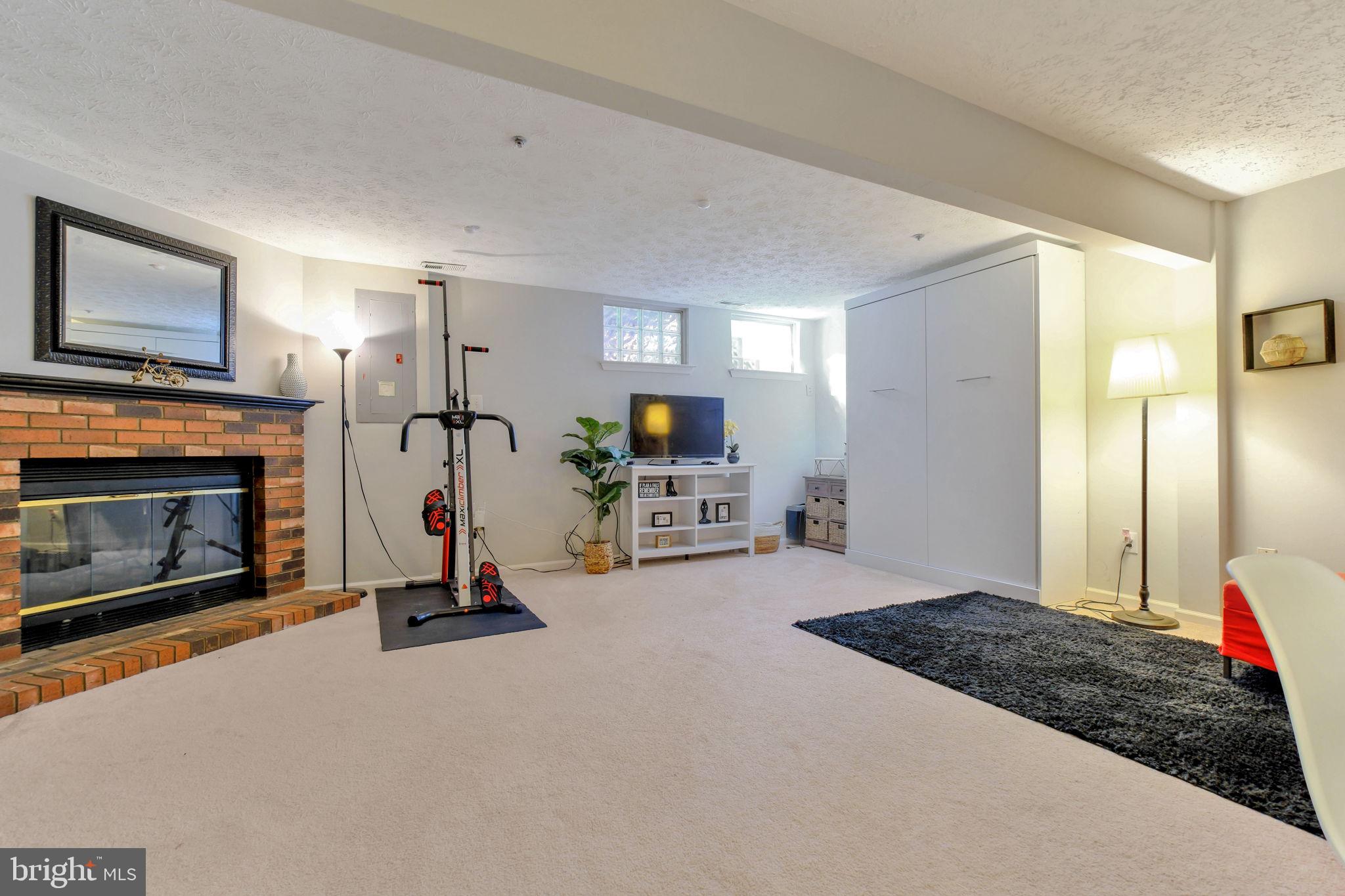 11433 HAWK RIDGE COURT
