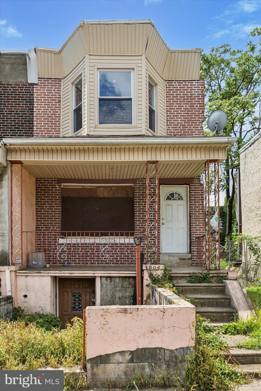 1604 W LOUDON STREET