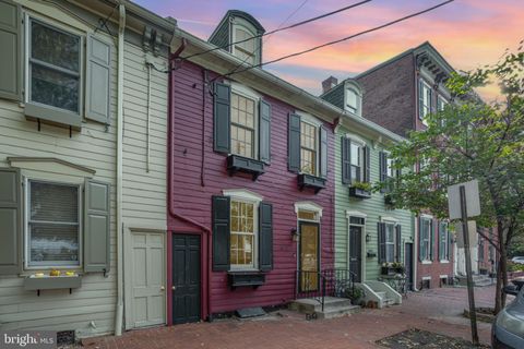 623 S FRONT STREET HARRISBURG PA 17104