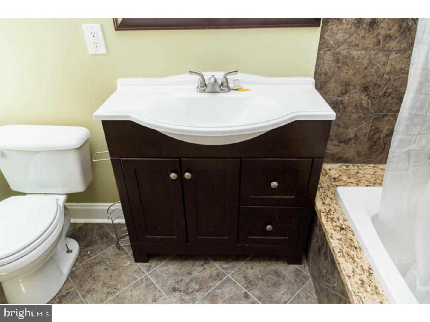 POINT BREEZE - Residential Lease