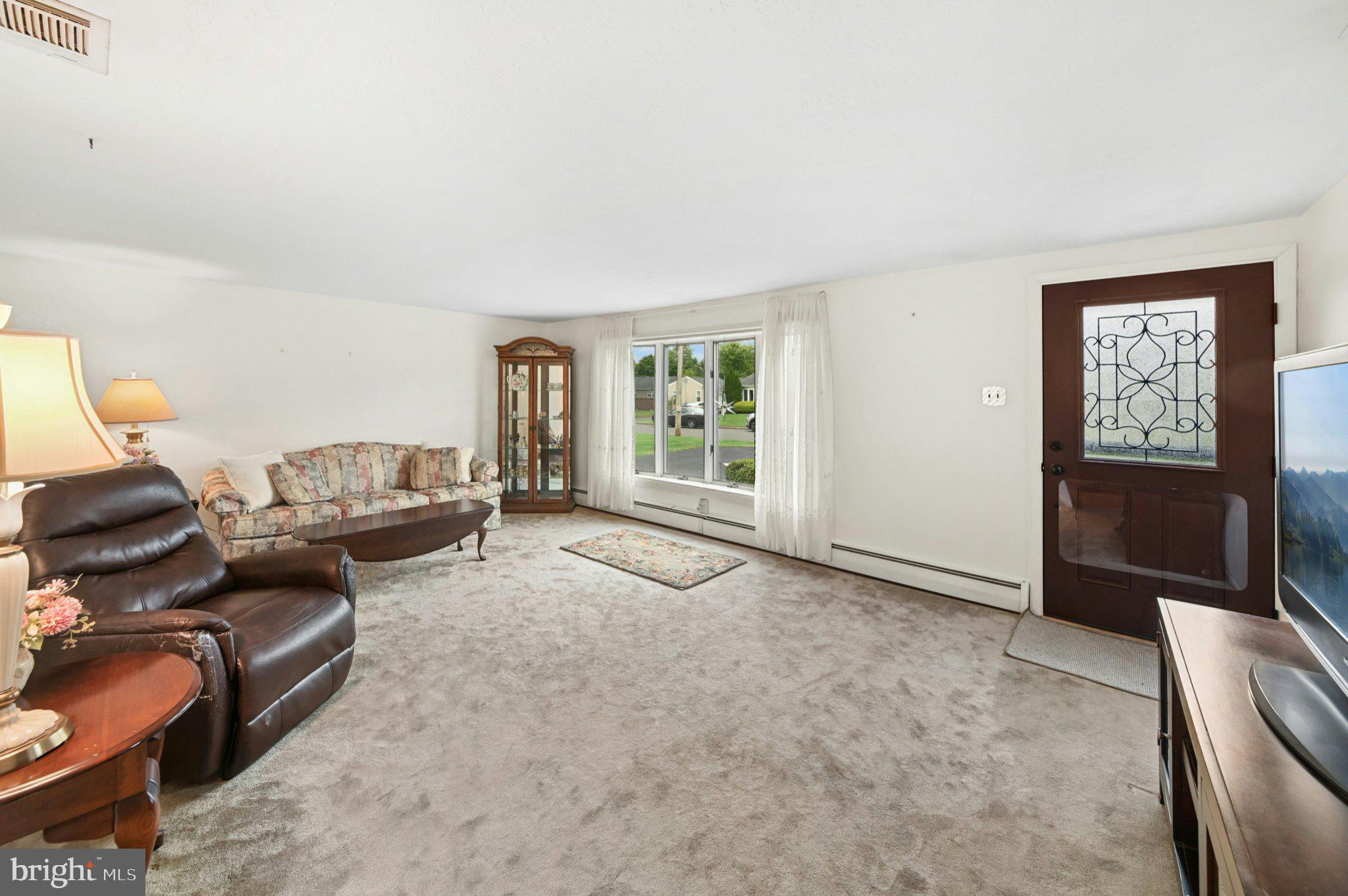 840 ROGER ROAD