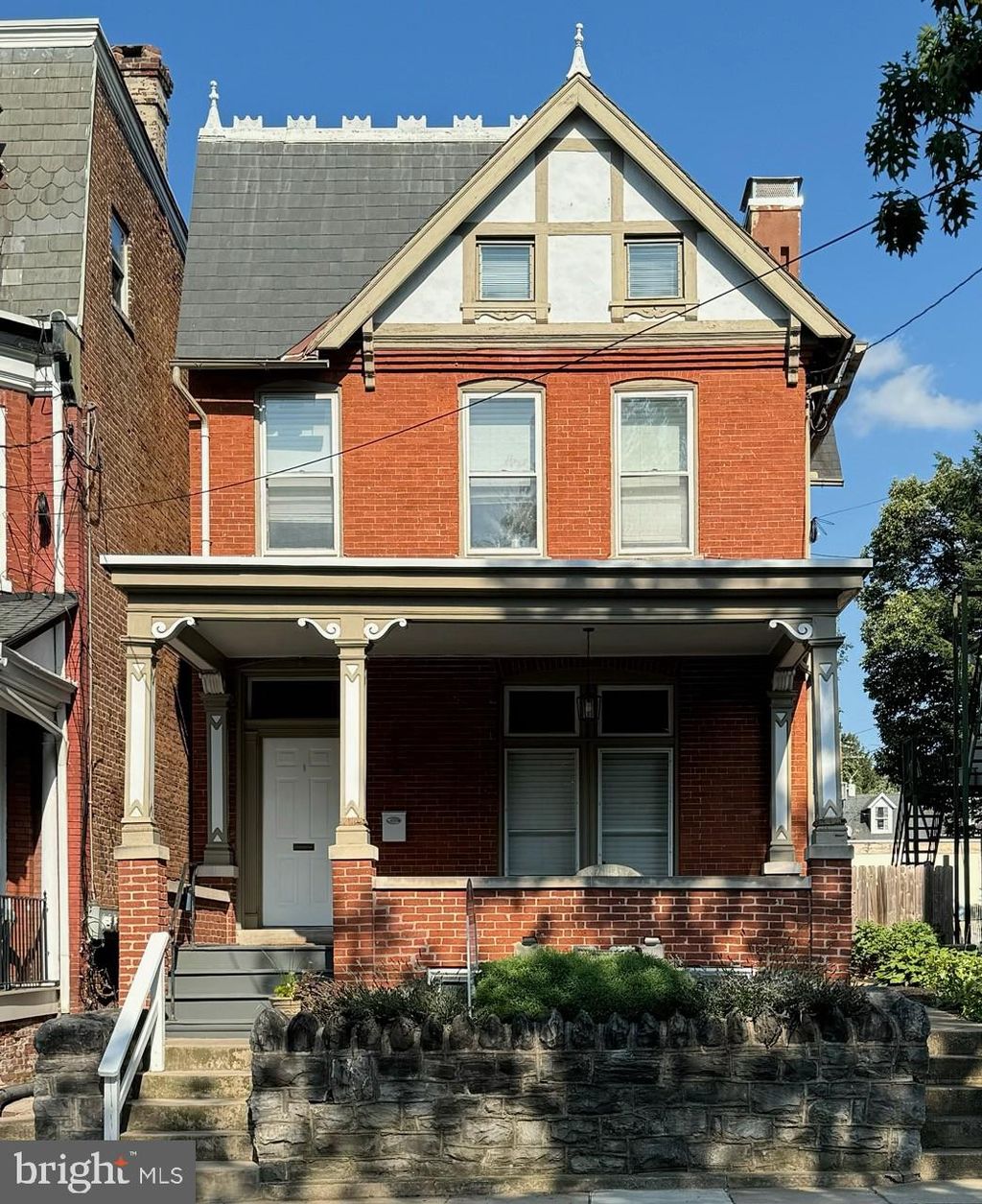 Photo of 619 N Lime Street, Lancaster, PA 17602 (MLS # PALA2055916)