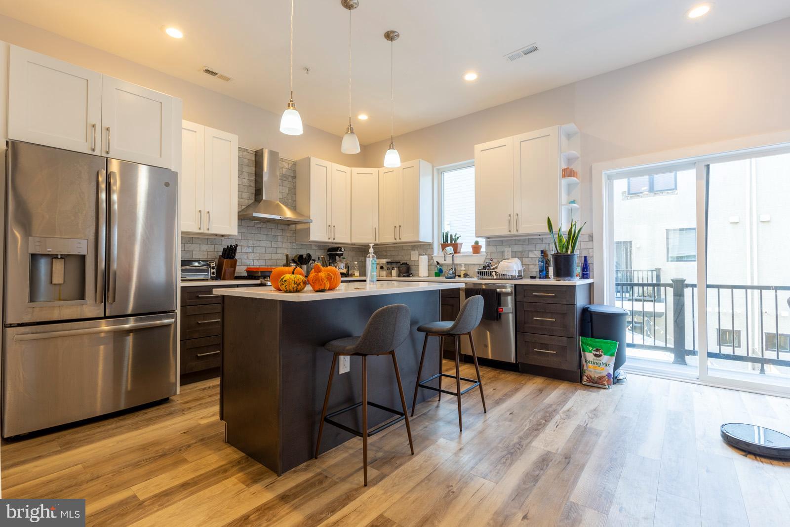 FISHTOWN - Residential Lease