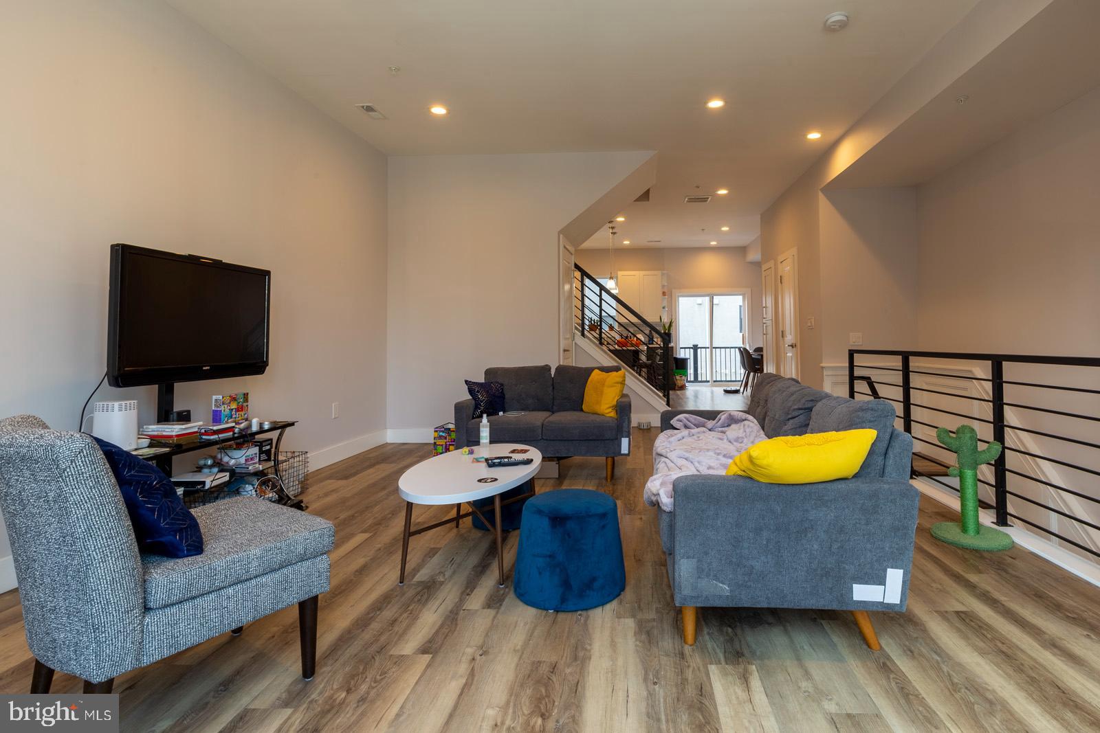 FISHTOWN - Residential Lease