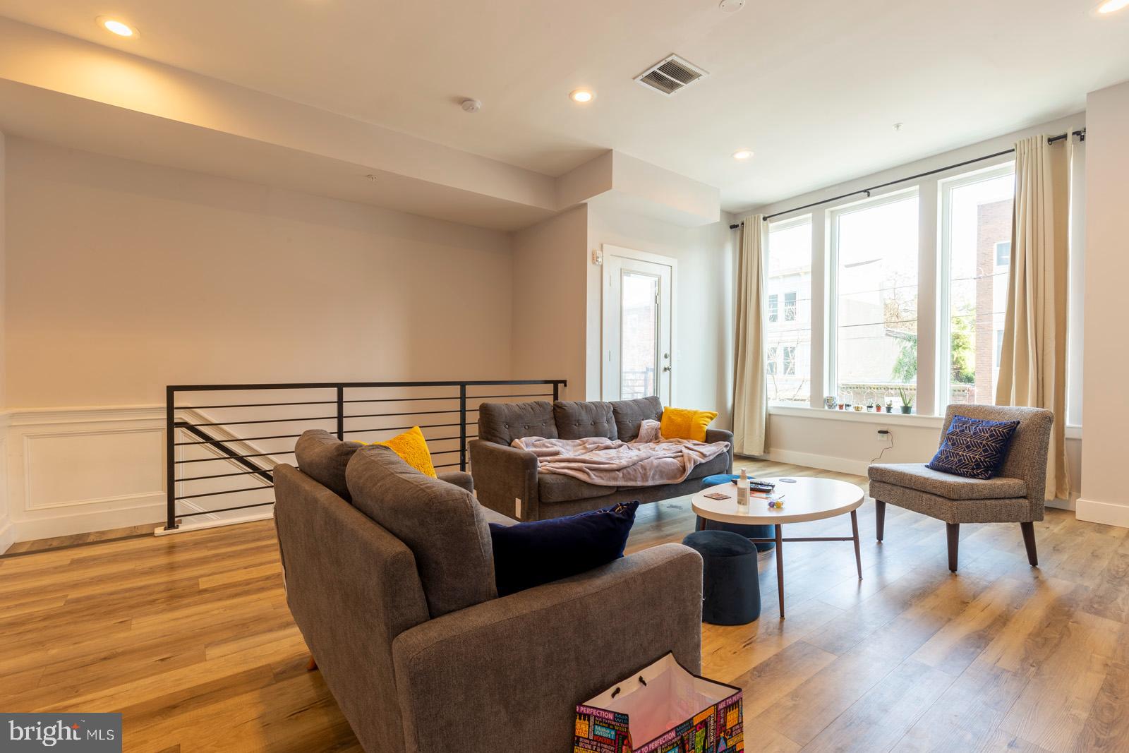 FISHTOWN - Residential Lease