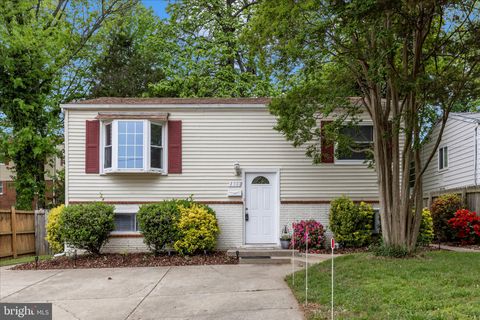Photo of 1507 Jasper Street, SILVER SPRING, MD 20902 (MLS # MDMC2230126)
