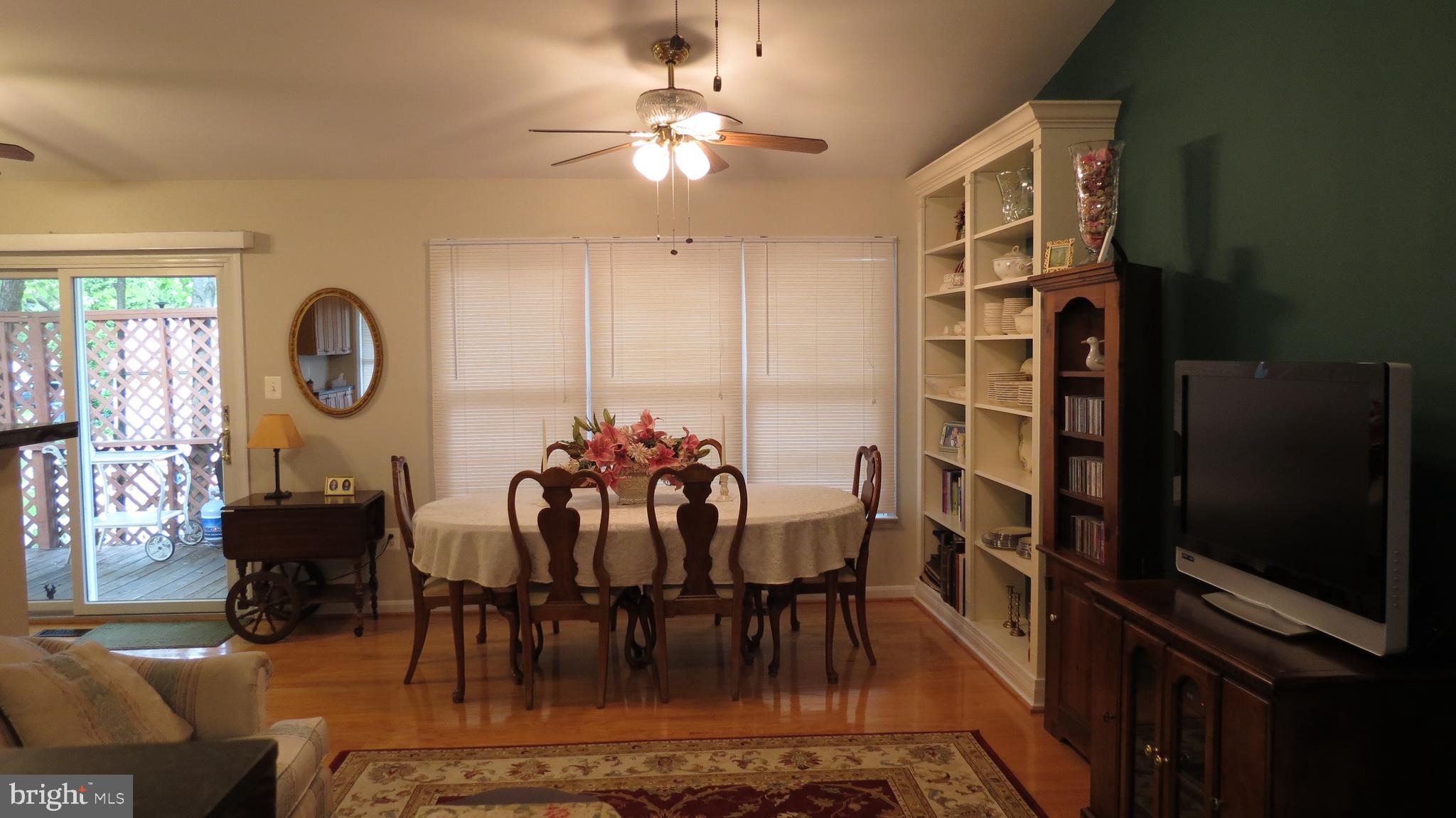 KINGSTON CHASE - Residential