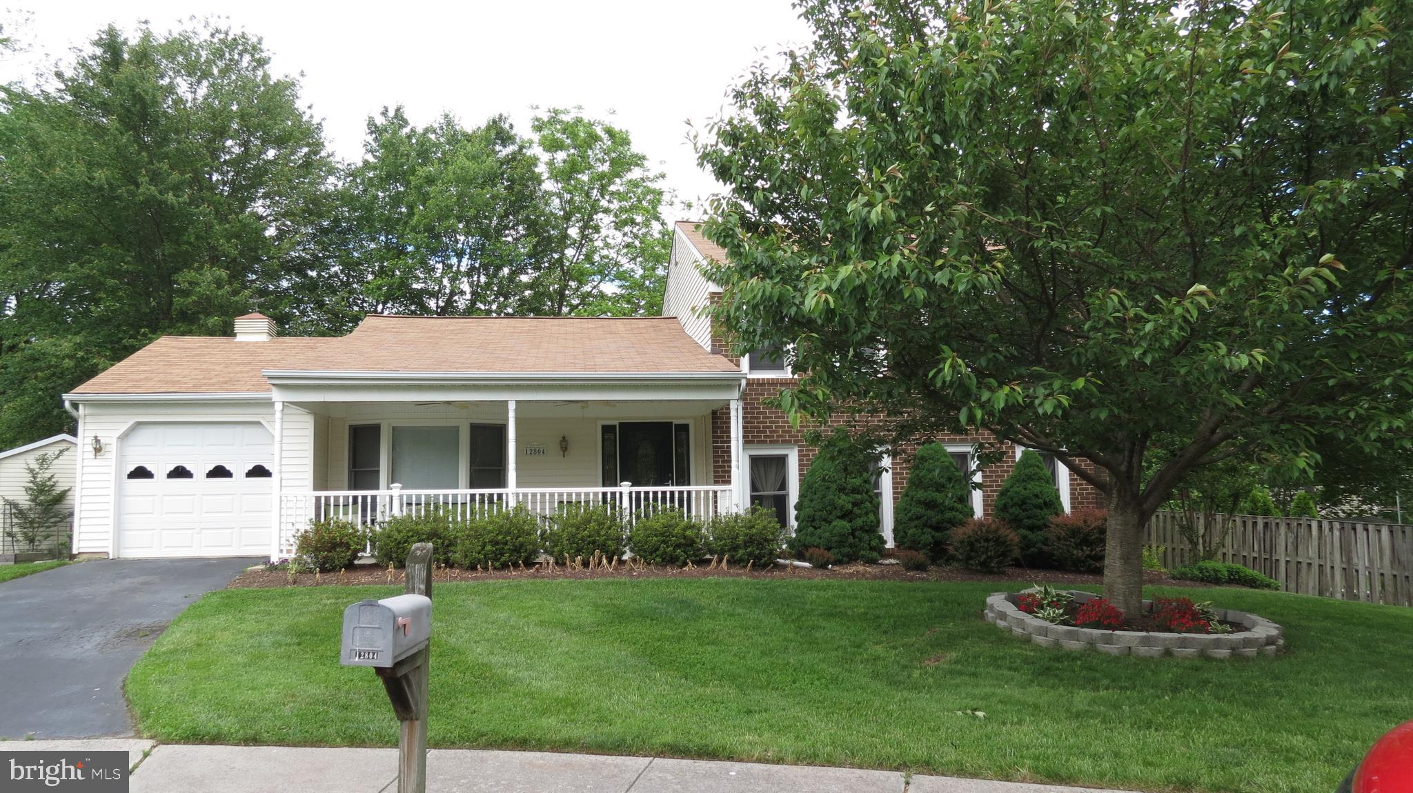 KINGSTON CHASE - Residential