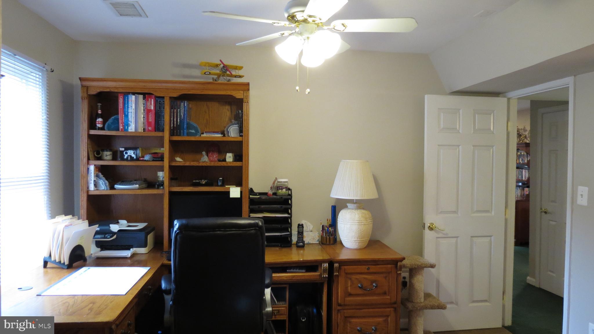 KINGSTON CHASE - Residential