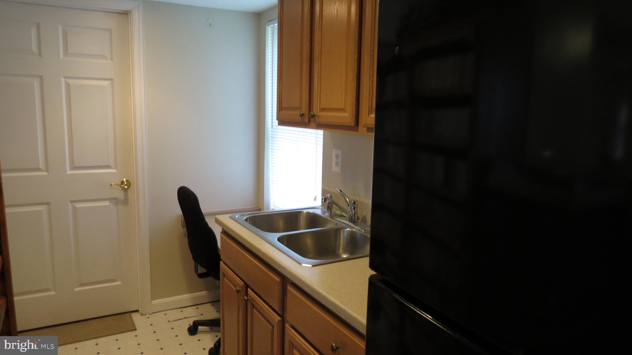 KINGSTON CHASE - Residential