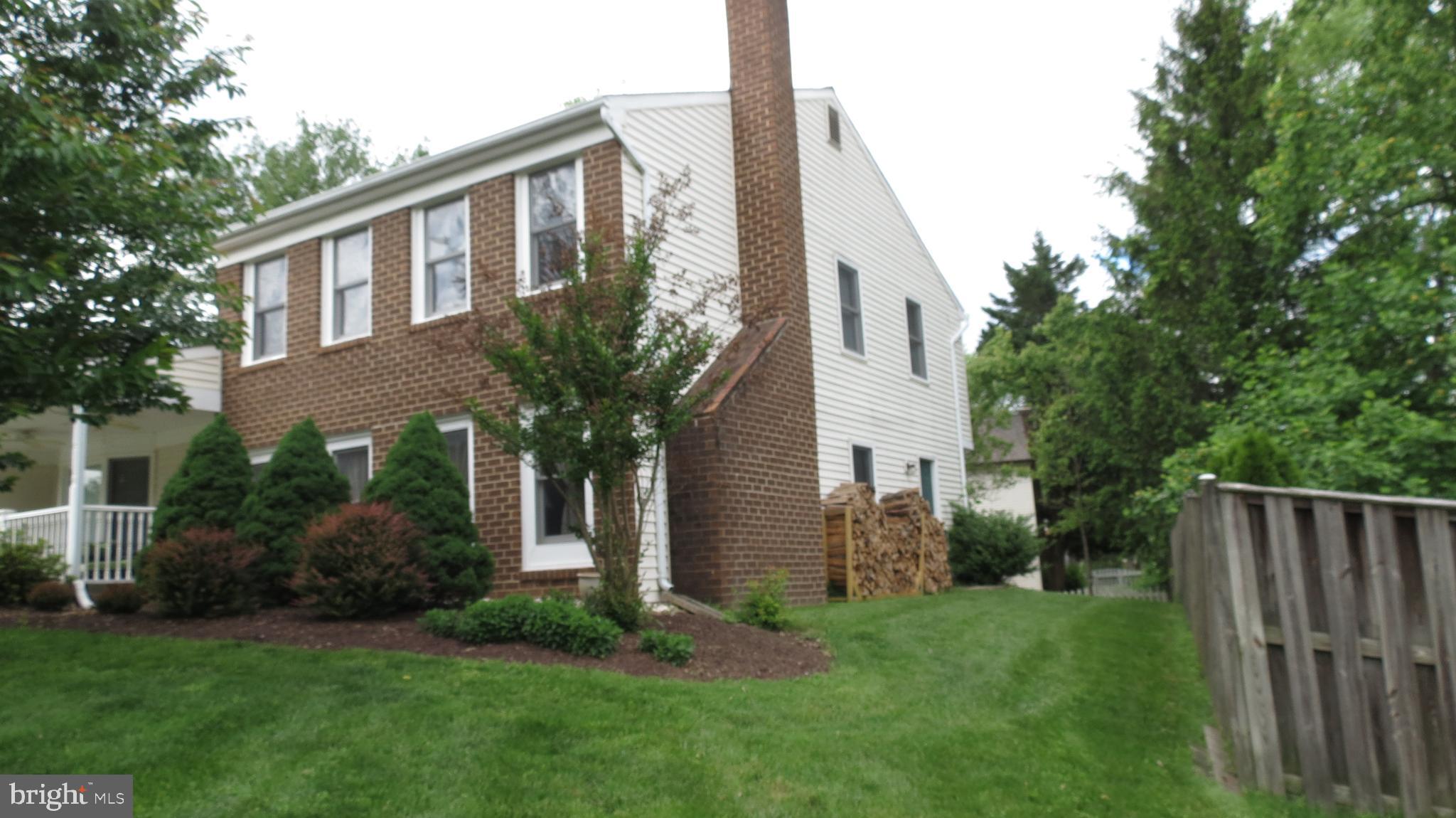 KINGSTON CHASE - Residential