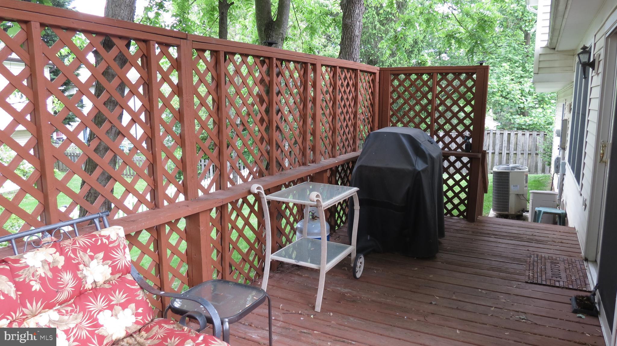 KINGSTON CHASE - Residential