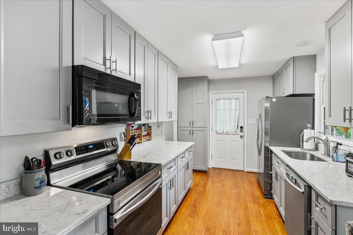 7128 DEVONSHIRE ROAD