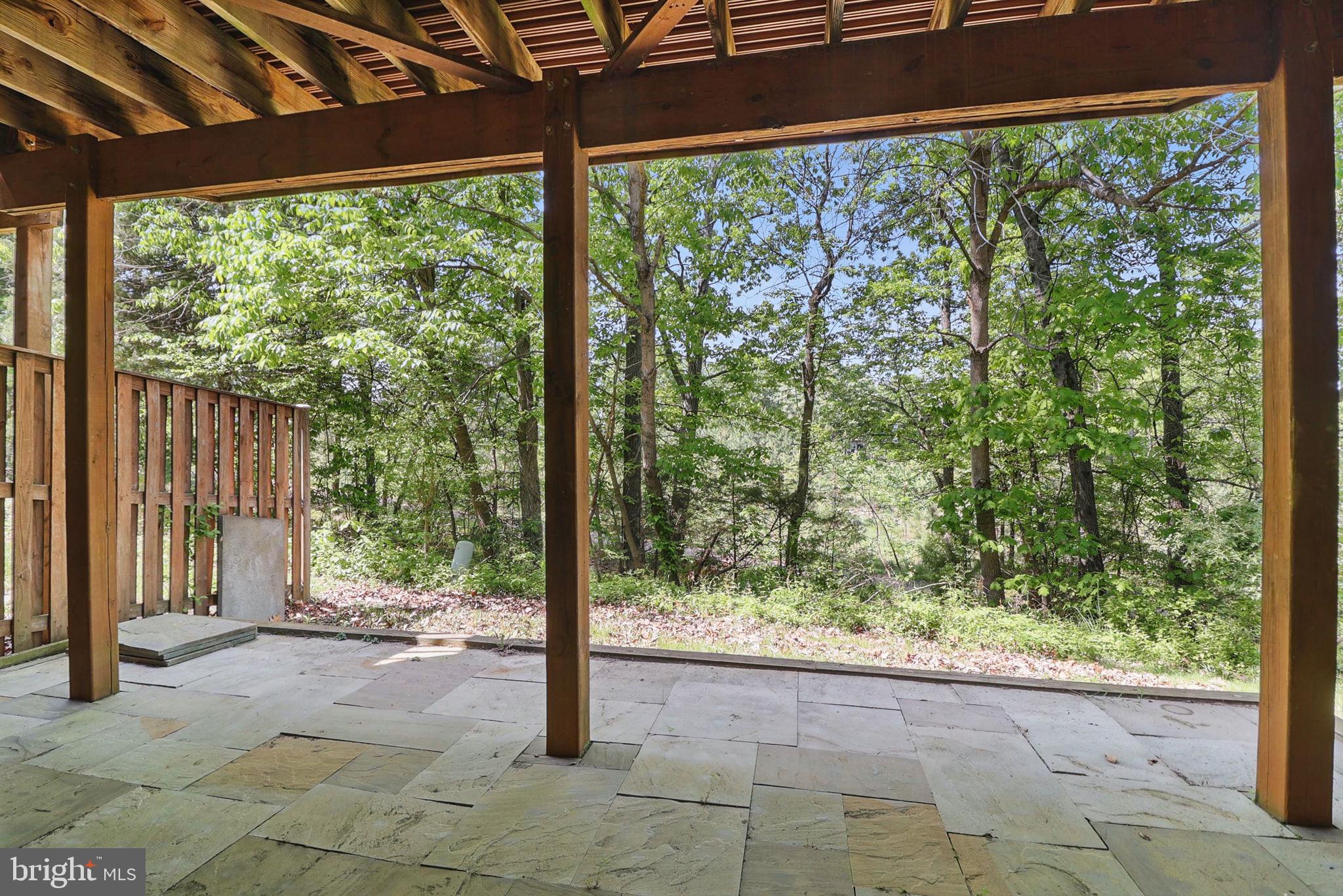 VIRGINIA OAKS - Residential