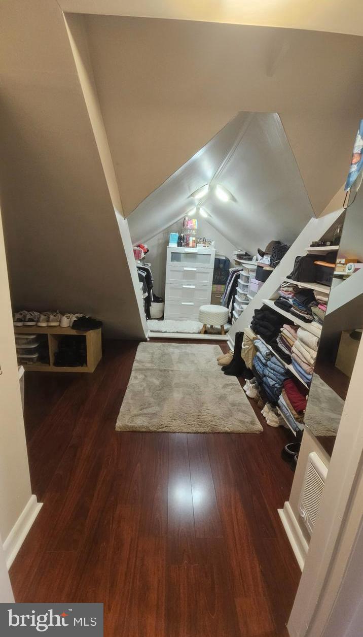 PARKWOOD - Residential