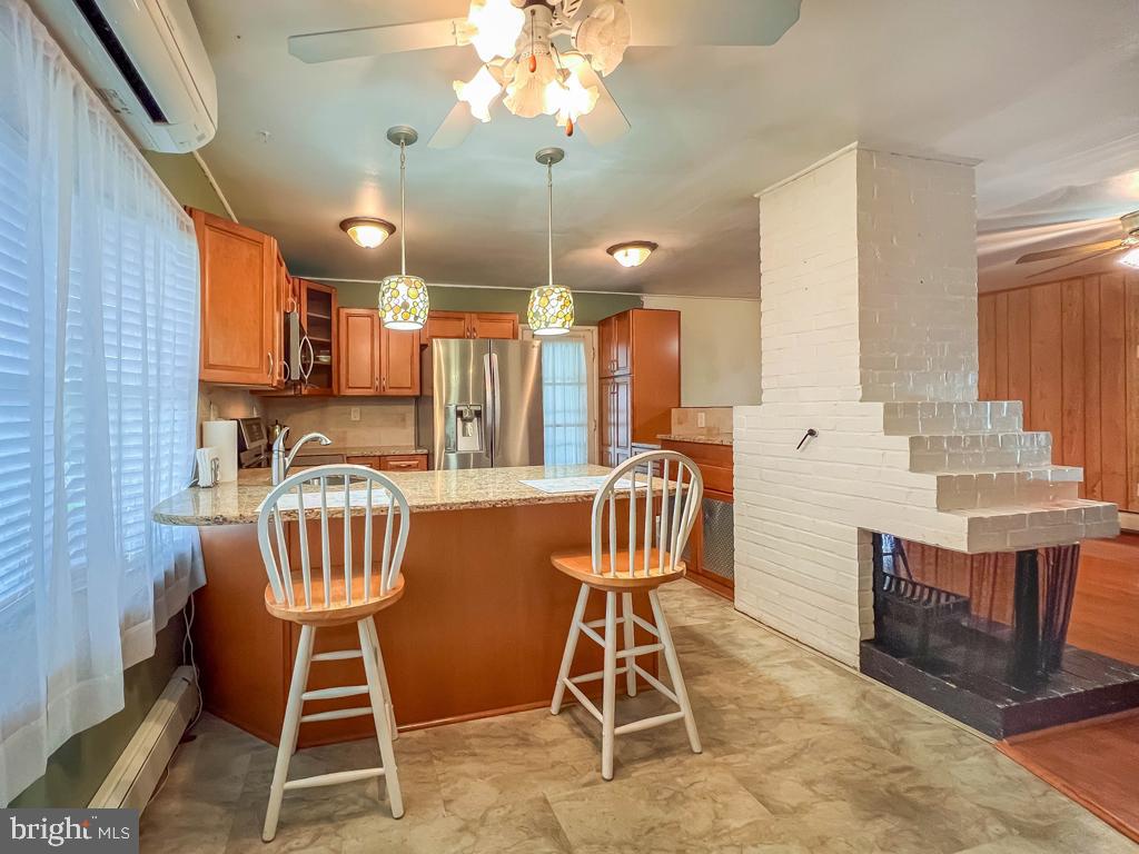 LAKESIDE - Residential